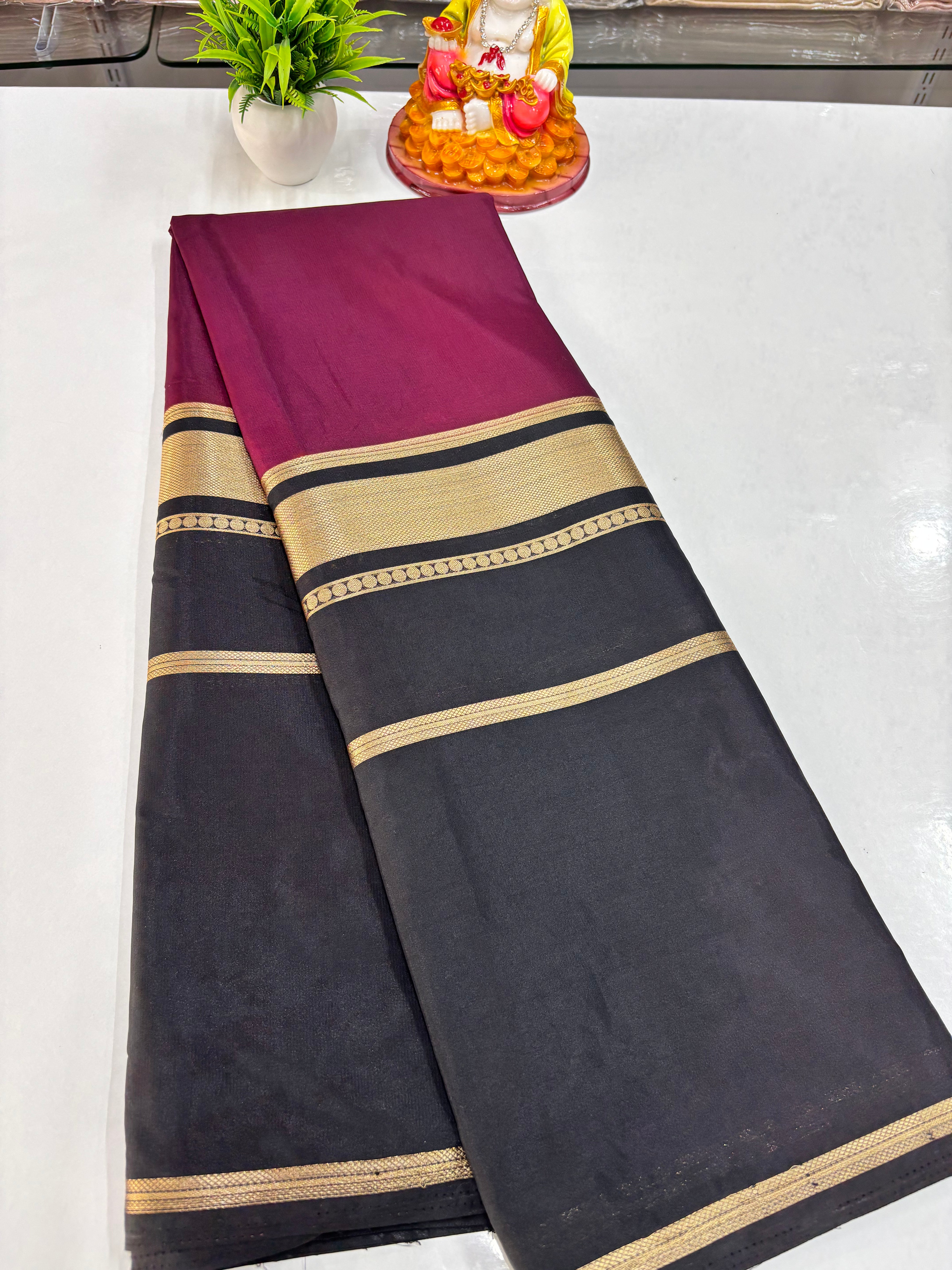 2D Premium Semi Crepe Saree with Beautiful Color Combination
