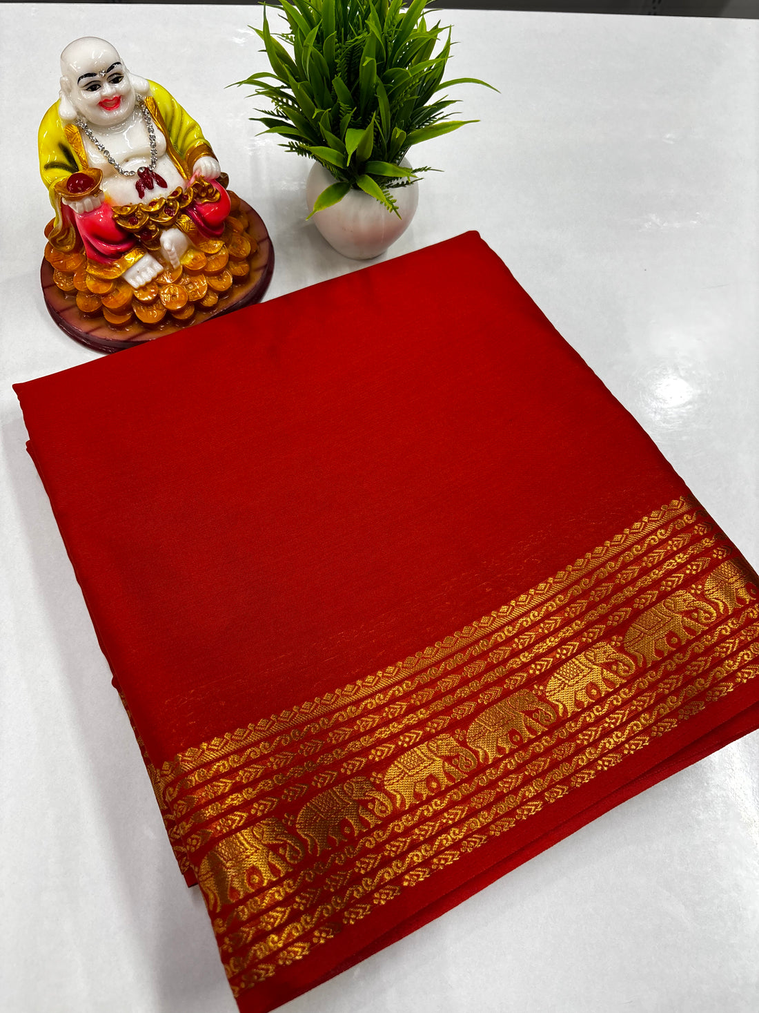 Elegant Semi Crepe Saree with Elephant Border – Padmavathi Silks and Sarees