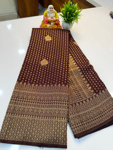 Premium Georgette Saree with Peacock Buttas and Rich Pallu