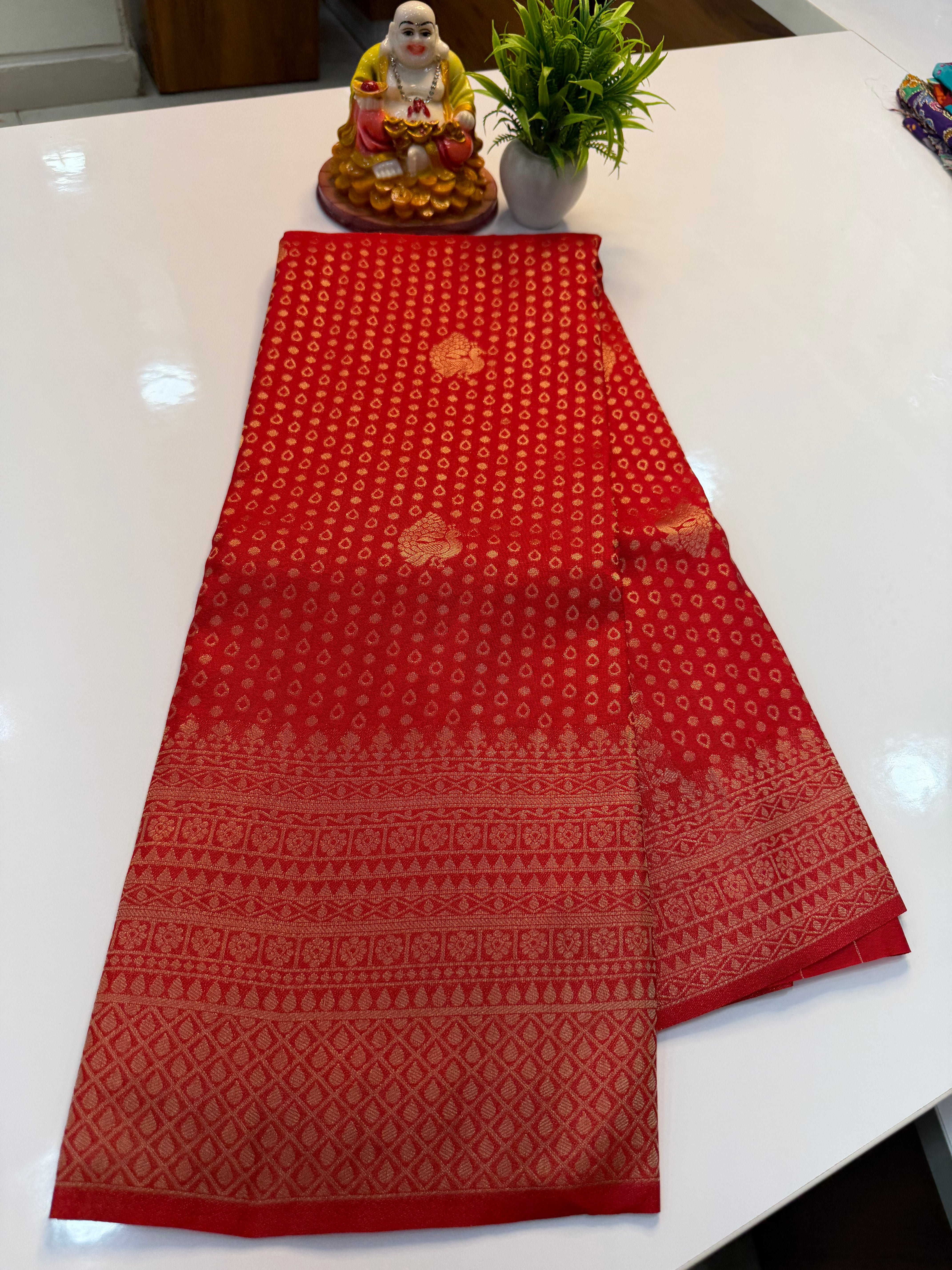 Premium Georgette Saree with Peacock Buttas and Rich Pallu