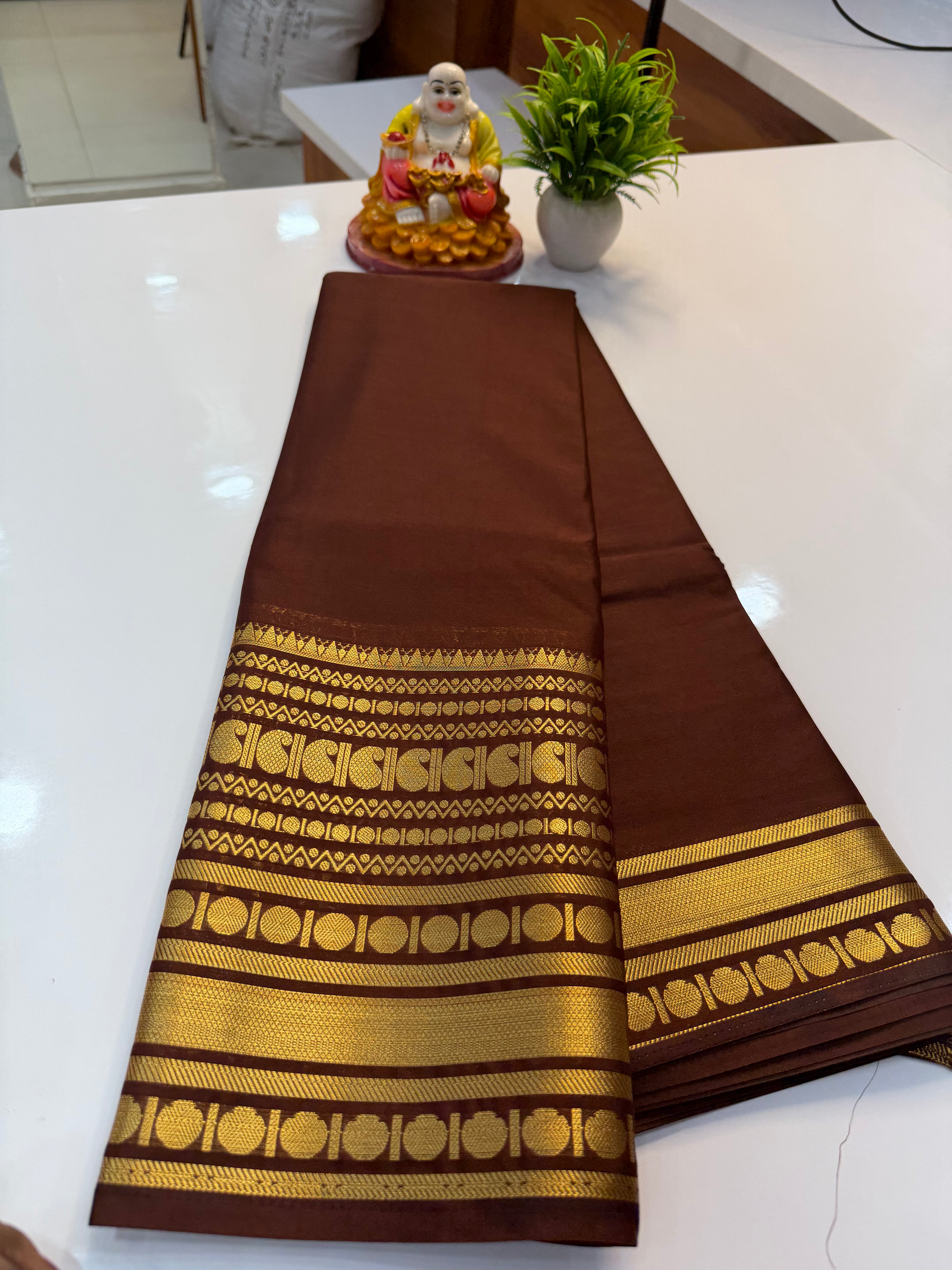Mysore Crepe Silk Saree with Beautiful Mango Border