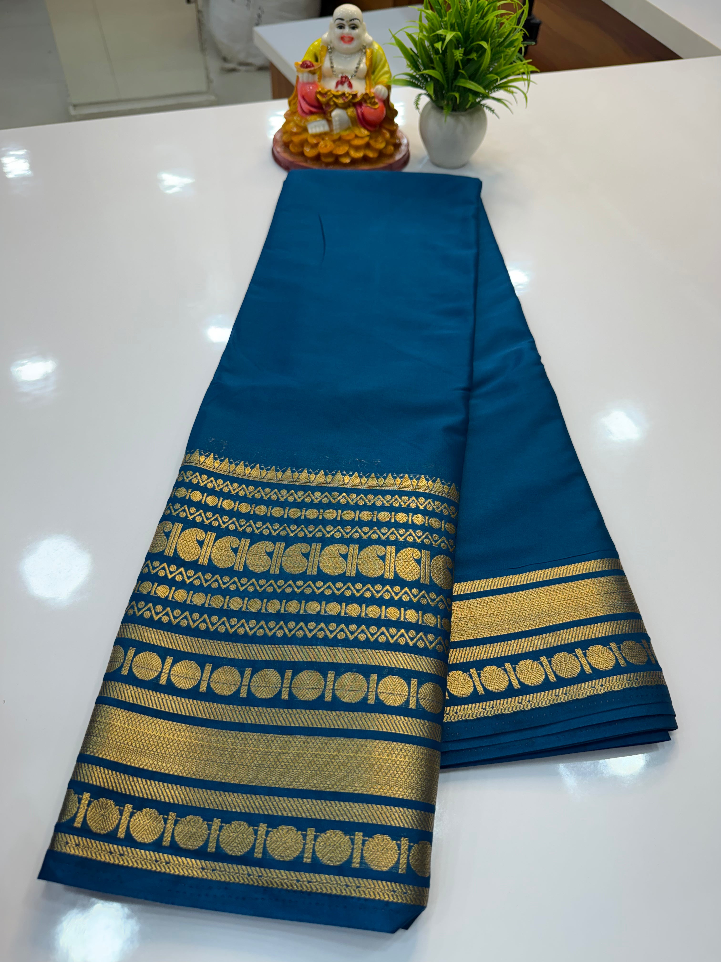Mysore Crepe Silk Saree with Beautiful Mango Border