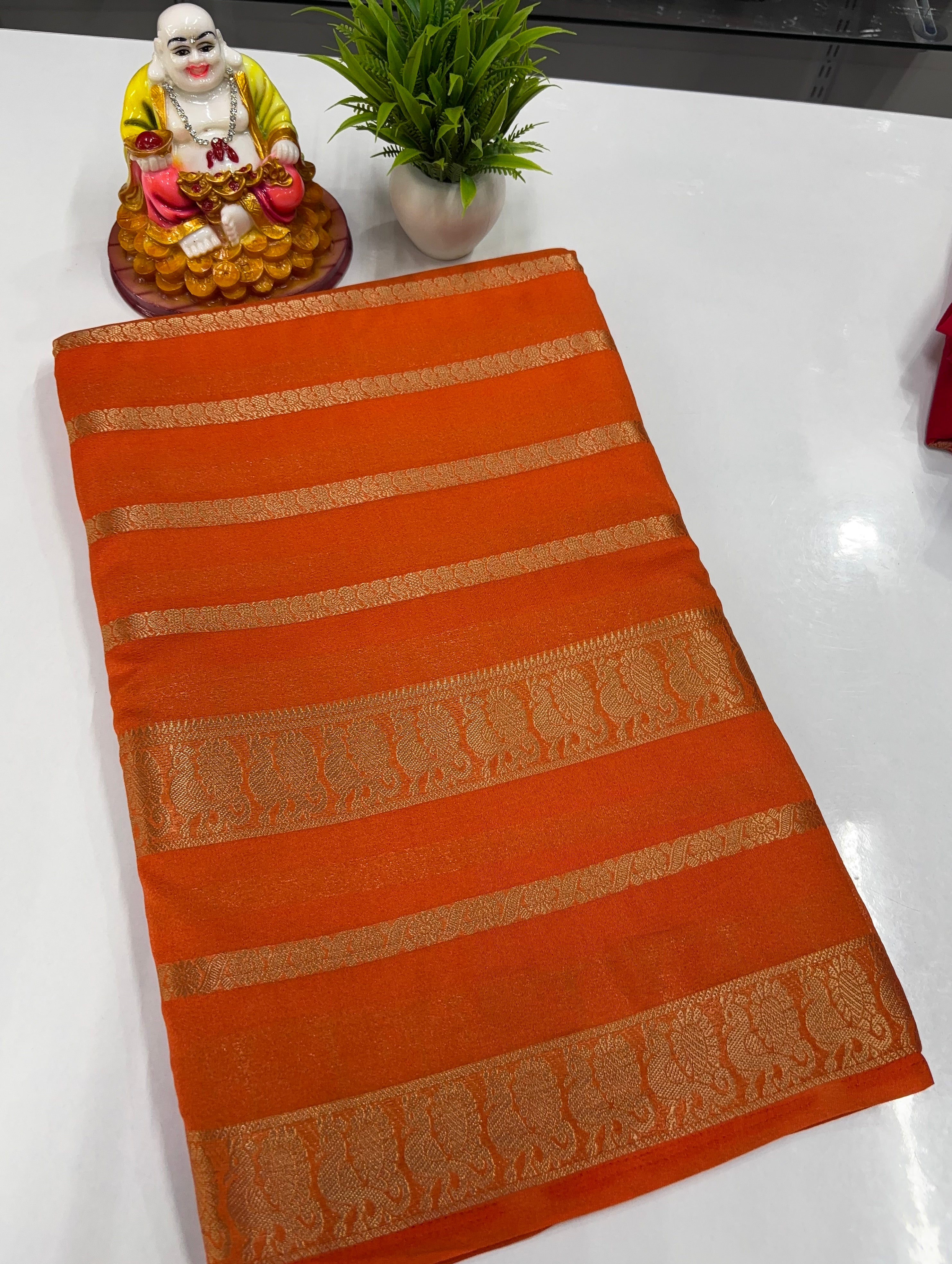 Mysore Crepe Silk Saree with Elegant Peacock Design – Crafted by Padmavathi Silks & Sarees 🌸