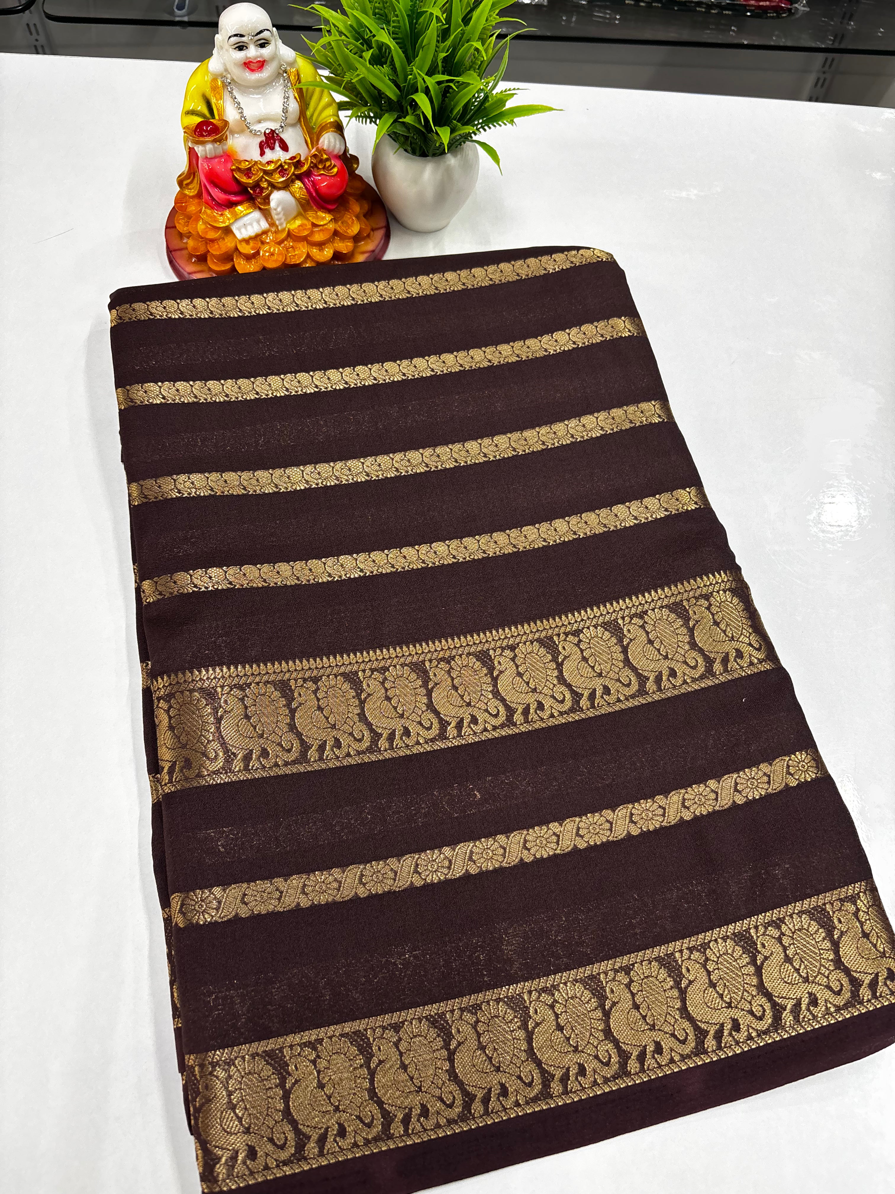 Mysore Crepe Silk Saree with Elegant Peacock Design – Crafted by Padmavathi Silks & Sarees 🌸