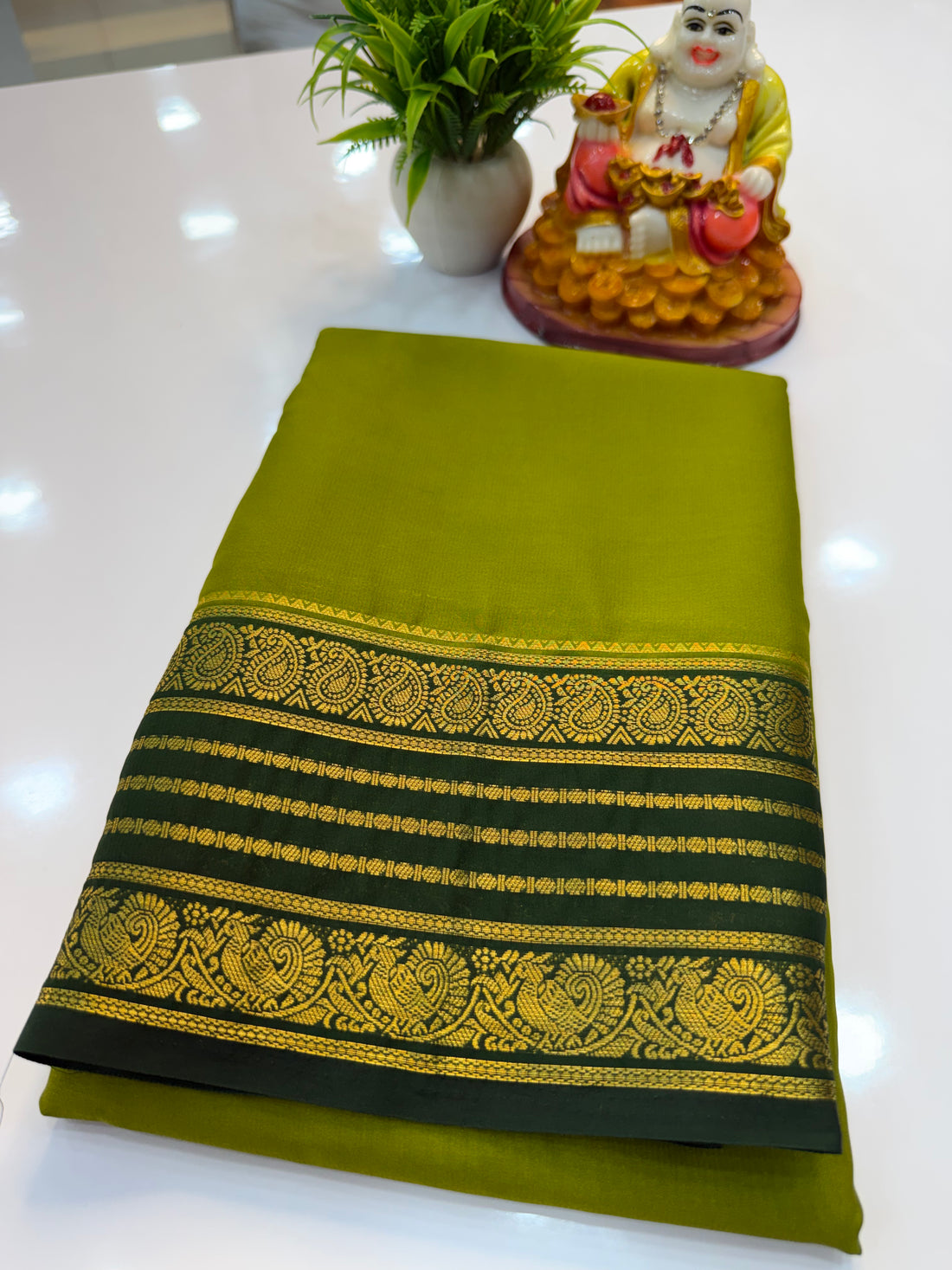 Mysore Crepe Silk Saree with Peacock and Mango Border – Shopify Product Description