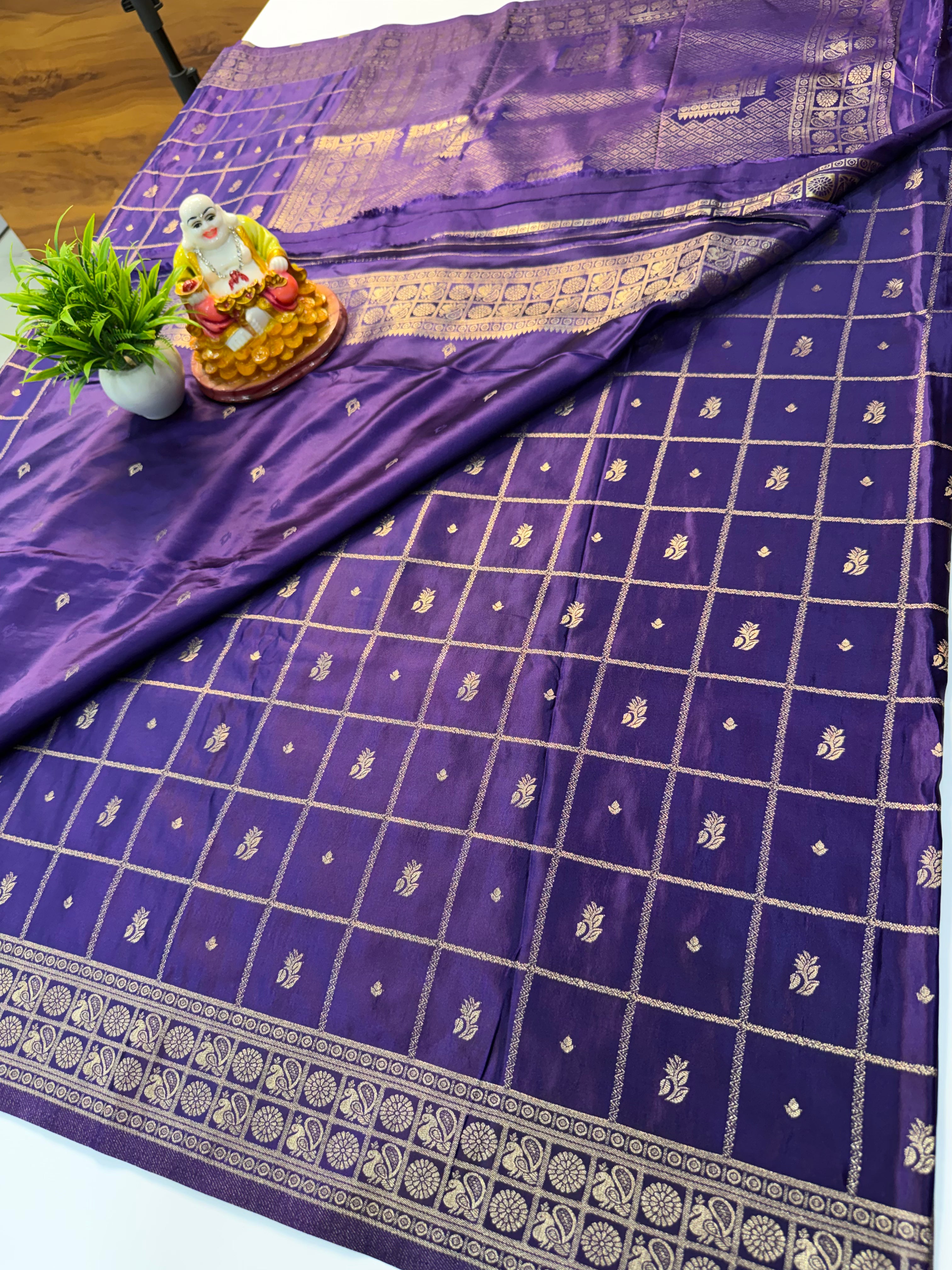 Premium Satin Saree with Checks Pattern & Buttas | Rich Pallu | Butta Blouse