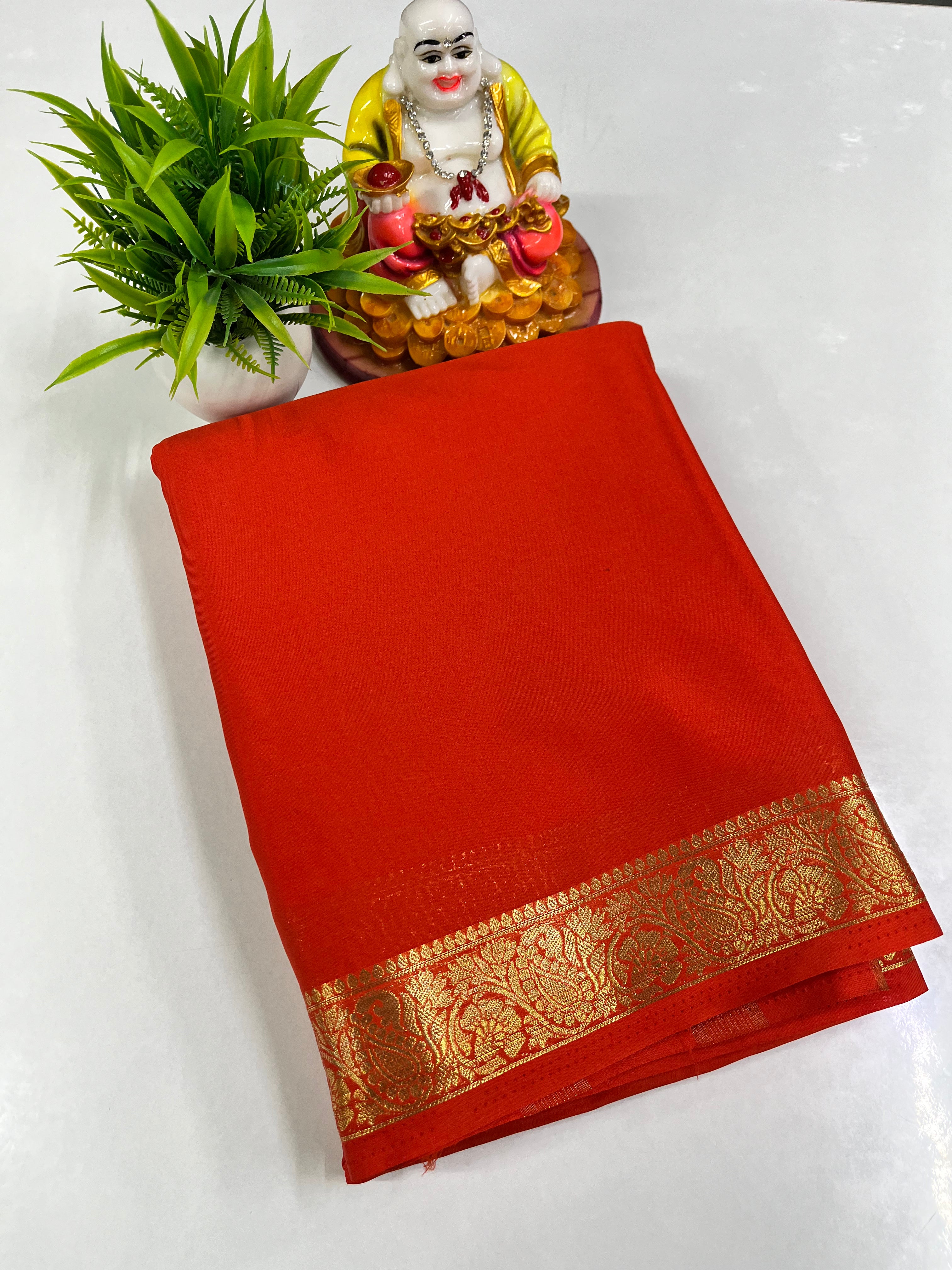 semi crepe sarees with small mango border