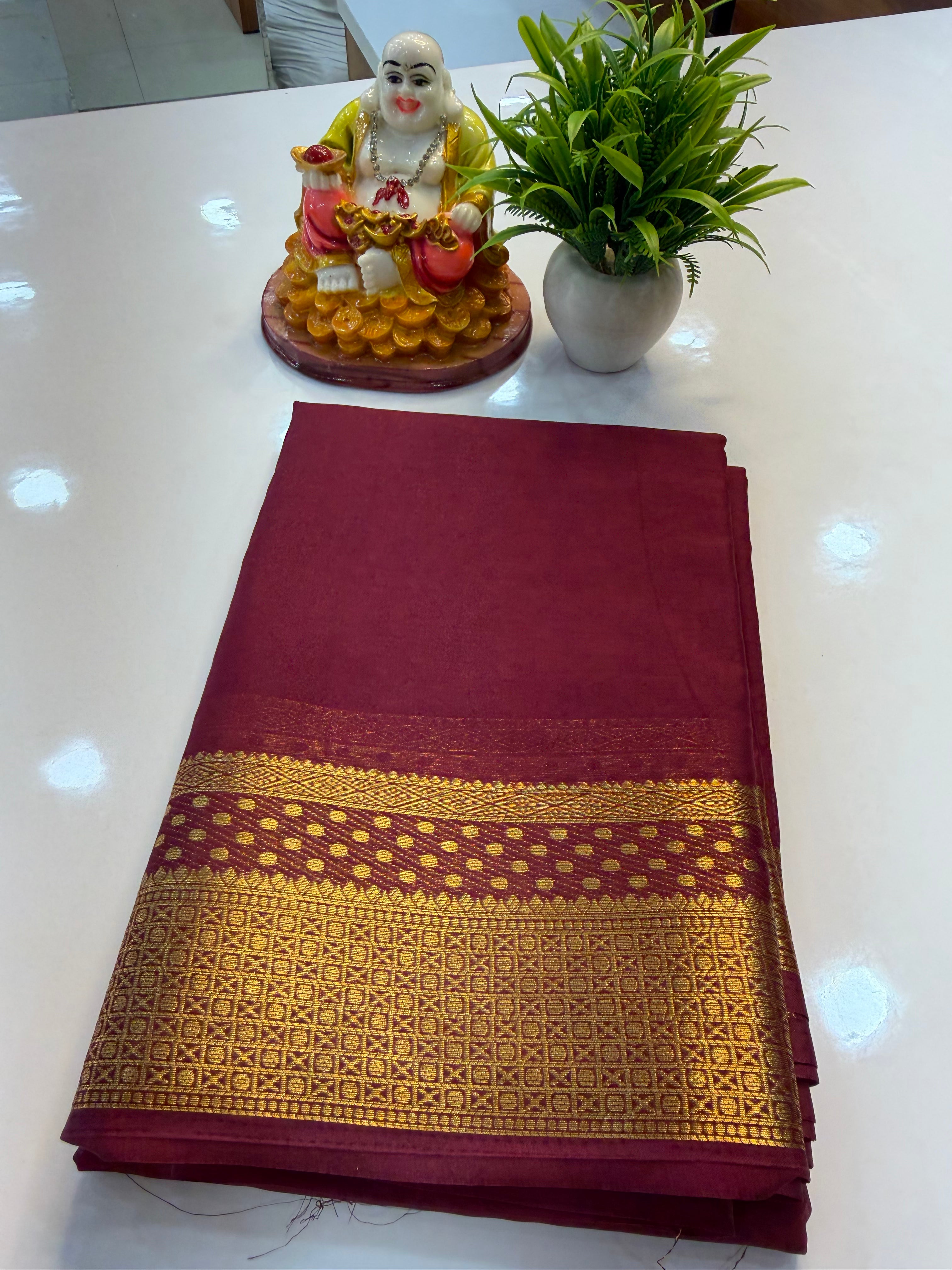 Mysore Crepe Silk Saree with Elegant Bindhi Border – Padmavathi Silks and Sarees