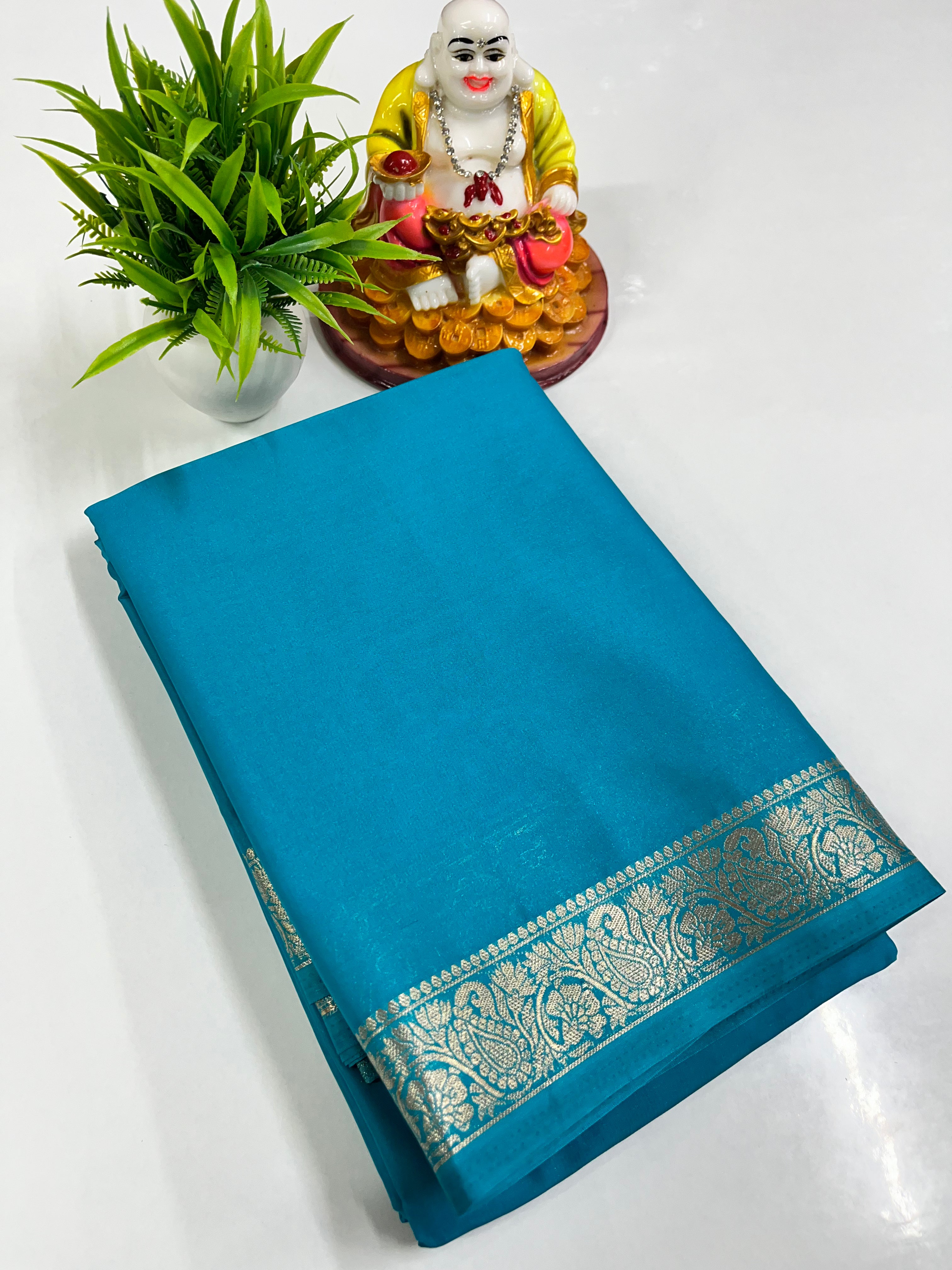 semi crepe sarees with small mango border