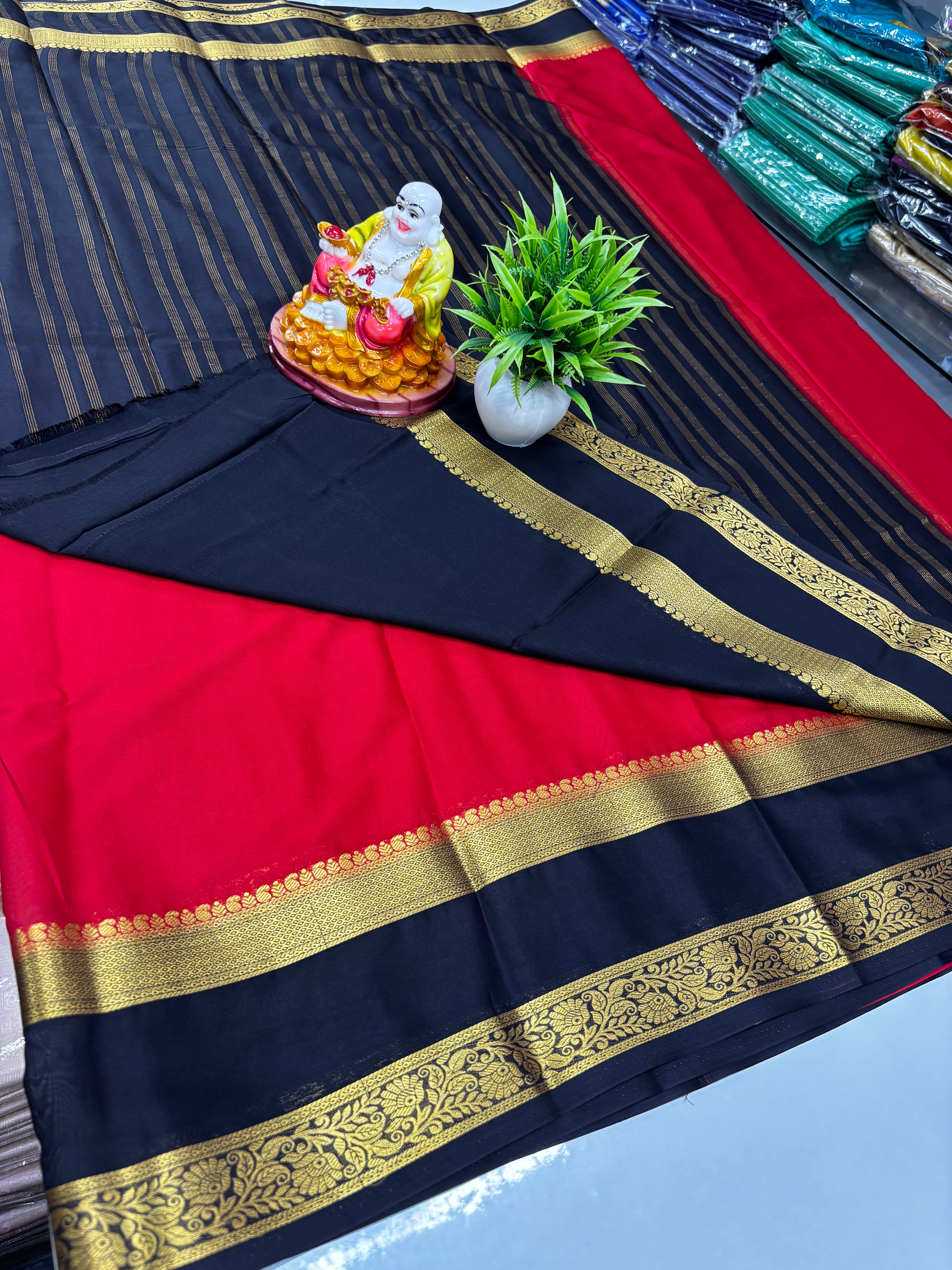 Mysore Crepe Silk Saree with Elegant Bentex Border ✨