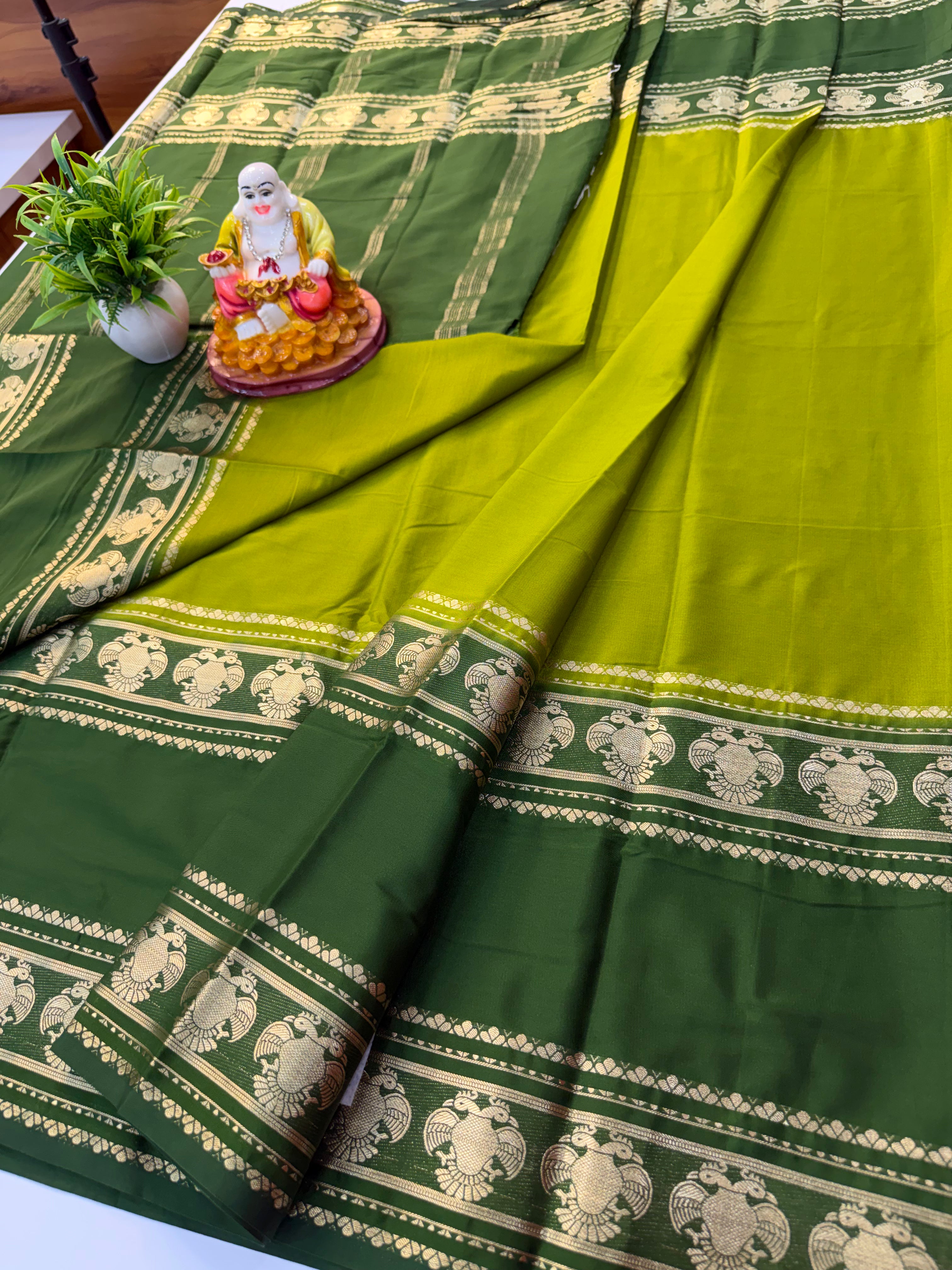 Premium Mysore Crepe Silk Saree with Ganda Berunda Design – Shopify Product Description