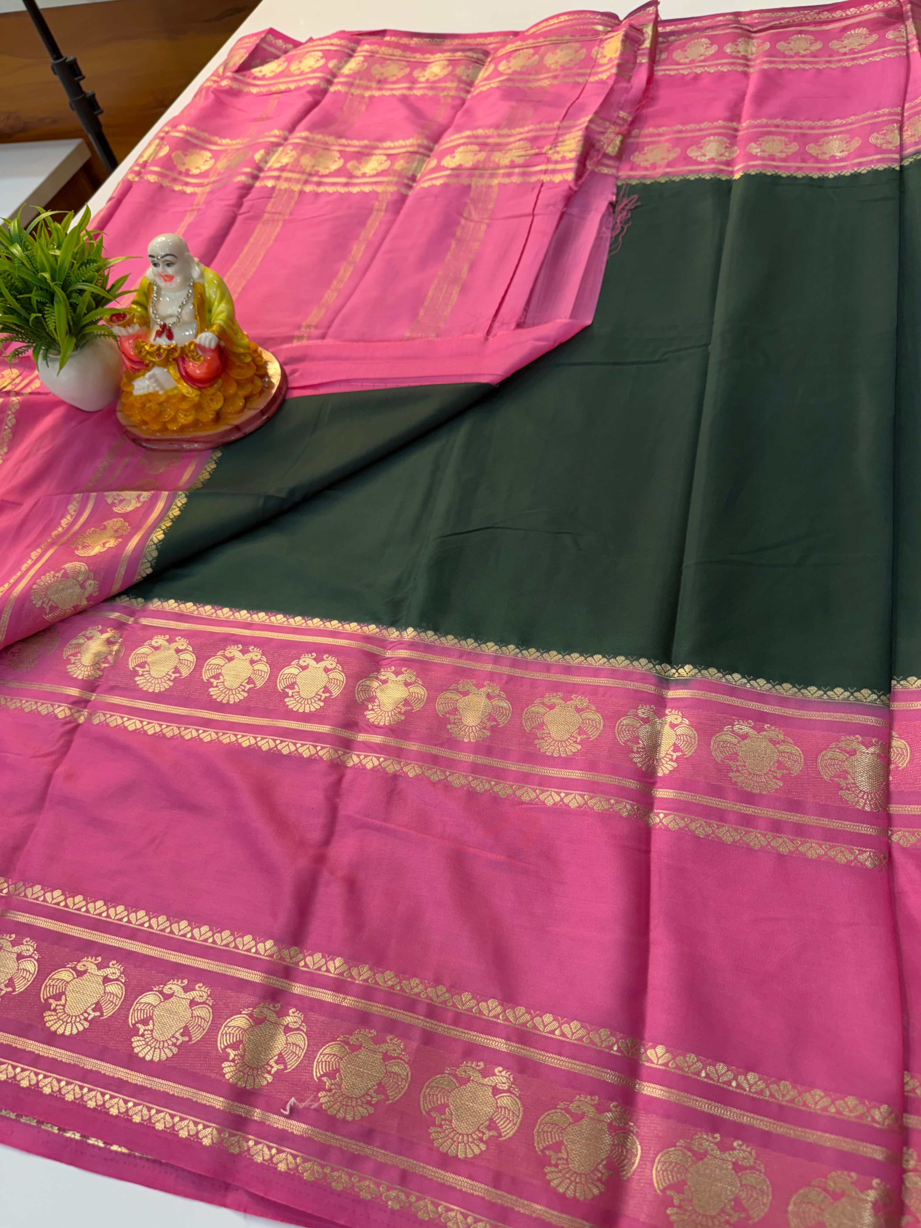 Premium Mysore Crepe Silk Saree with Ganda Berunda Design – Shopify Product Description