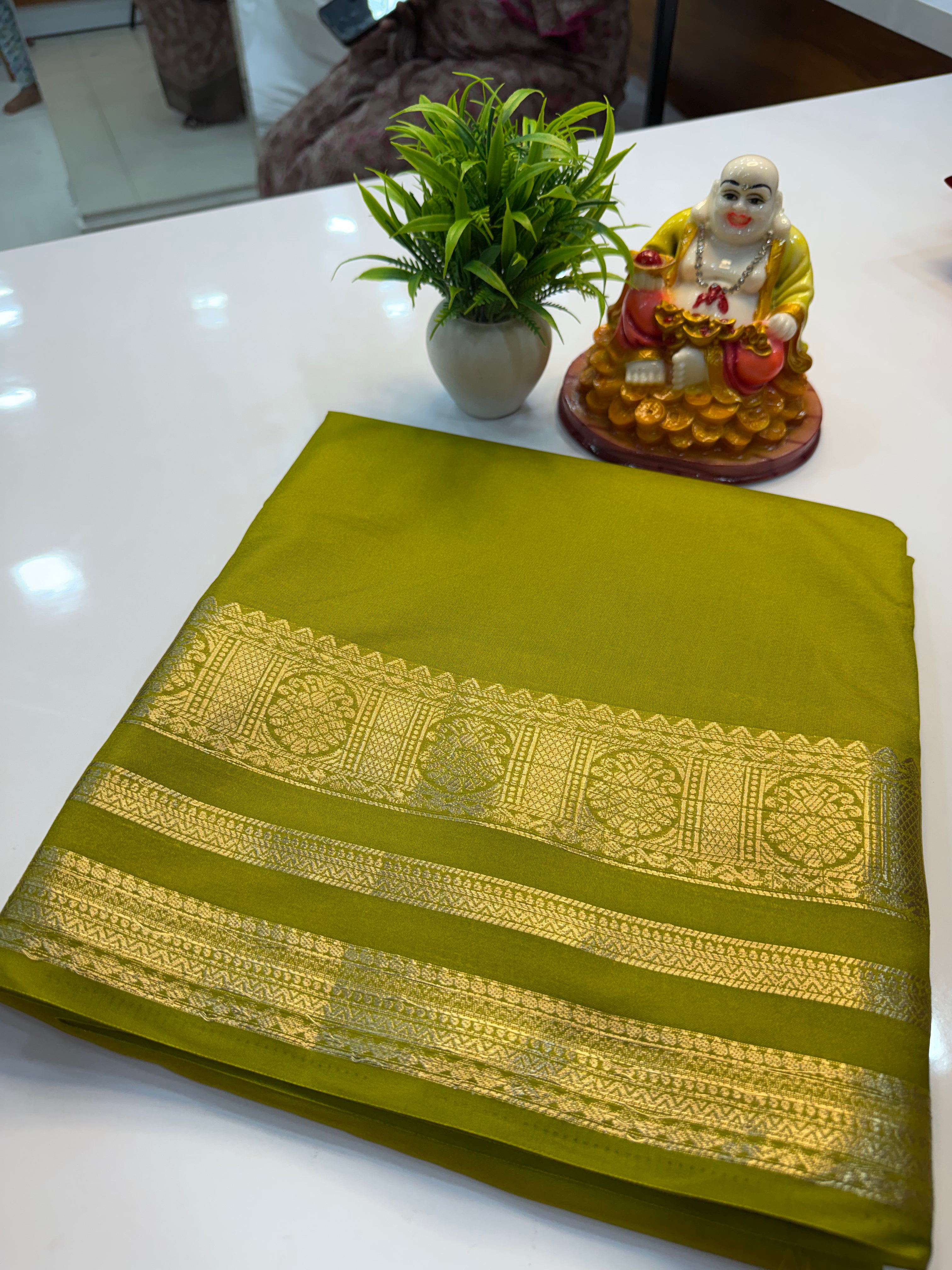 Mysore Crepe Silk Saree with Beautiful Border & Rich Pallu