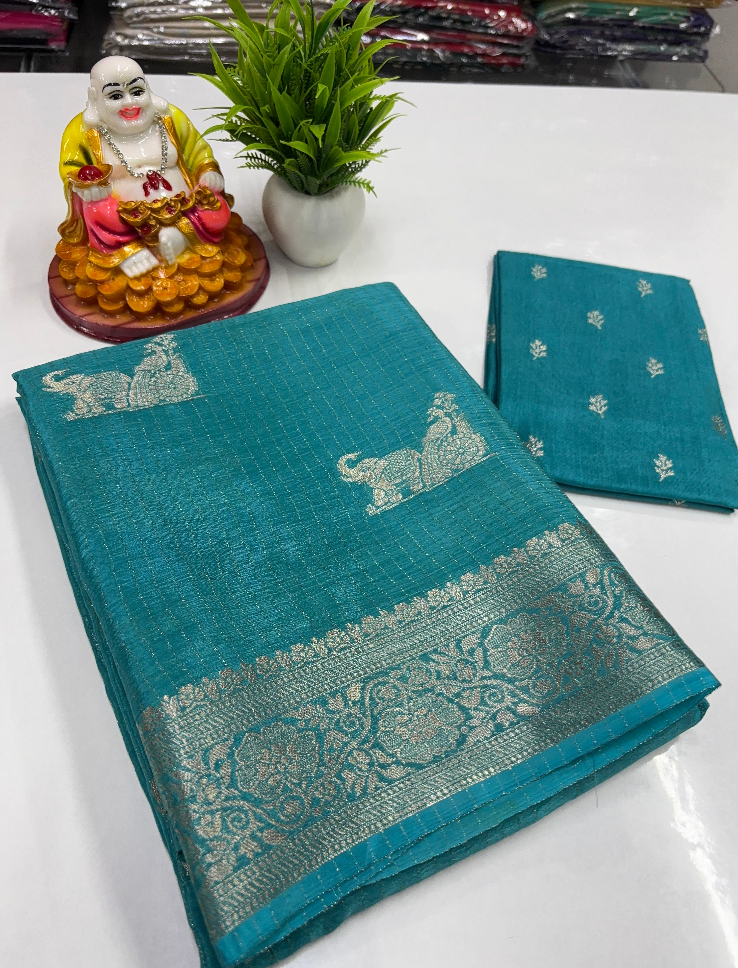 Premium Viscose Saree – Elegance Woven with Tradition ✨
