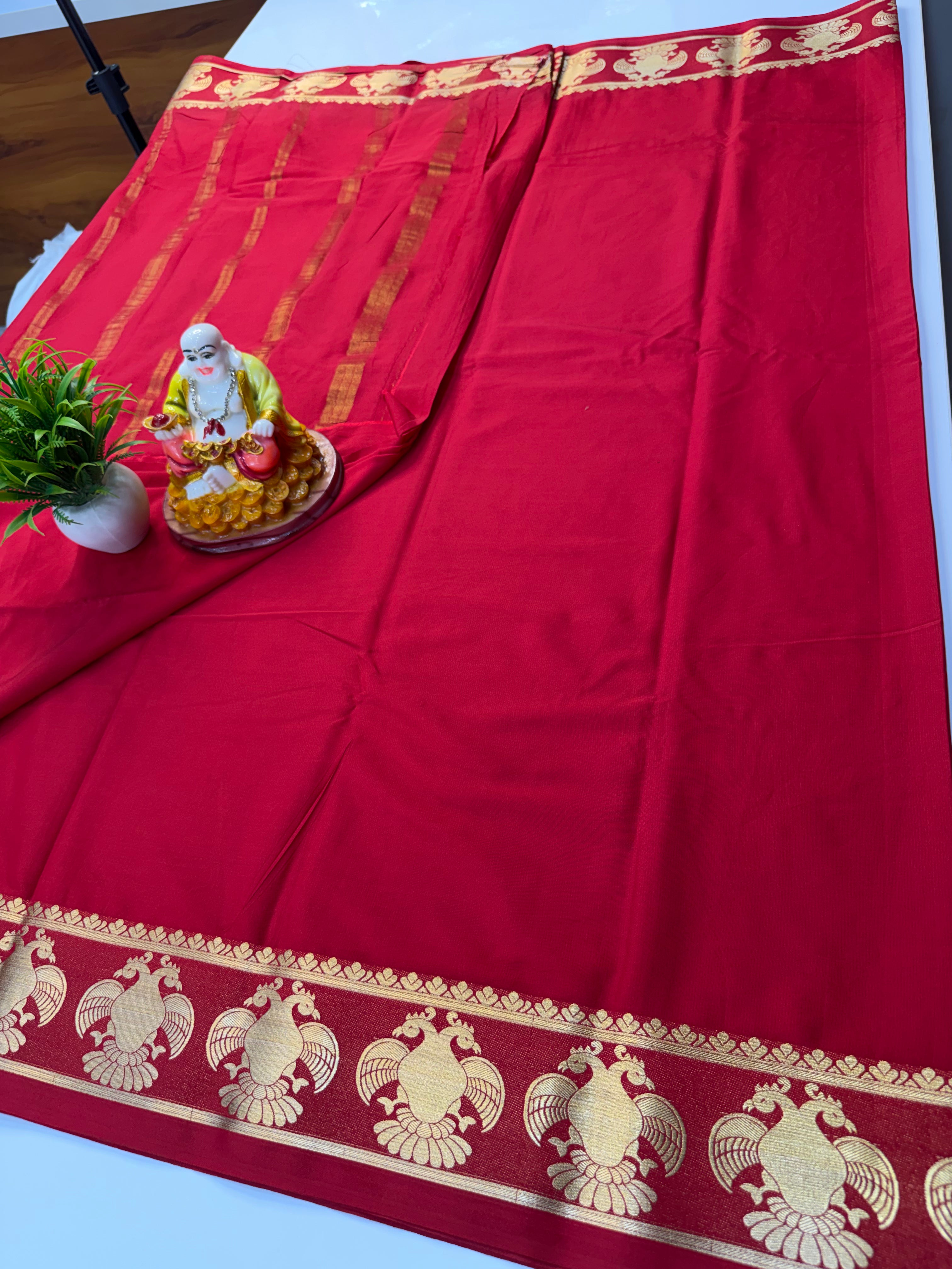 Mysore Crepe Silk Saree with Gandaberunda Design & Chit Pallu