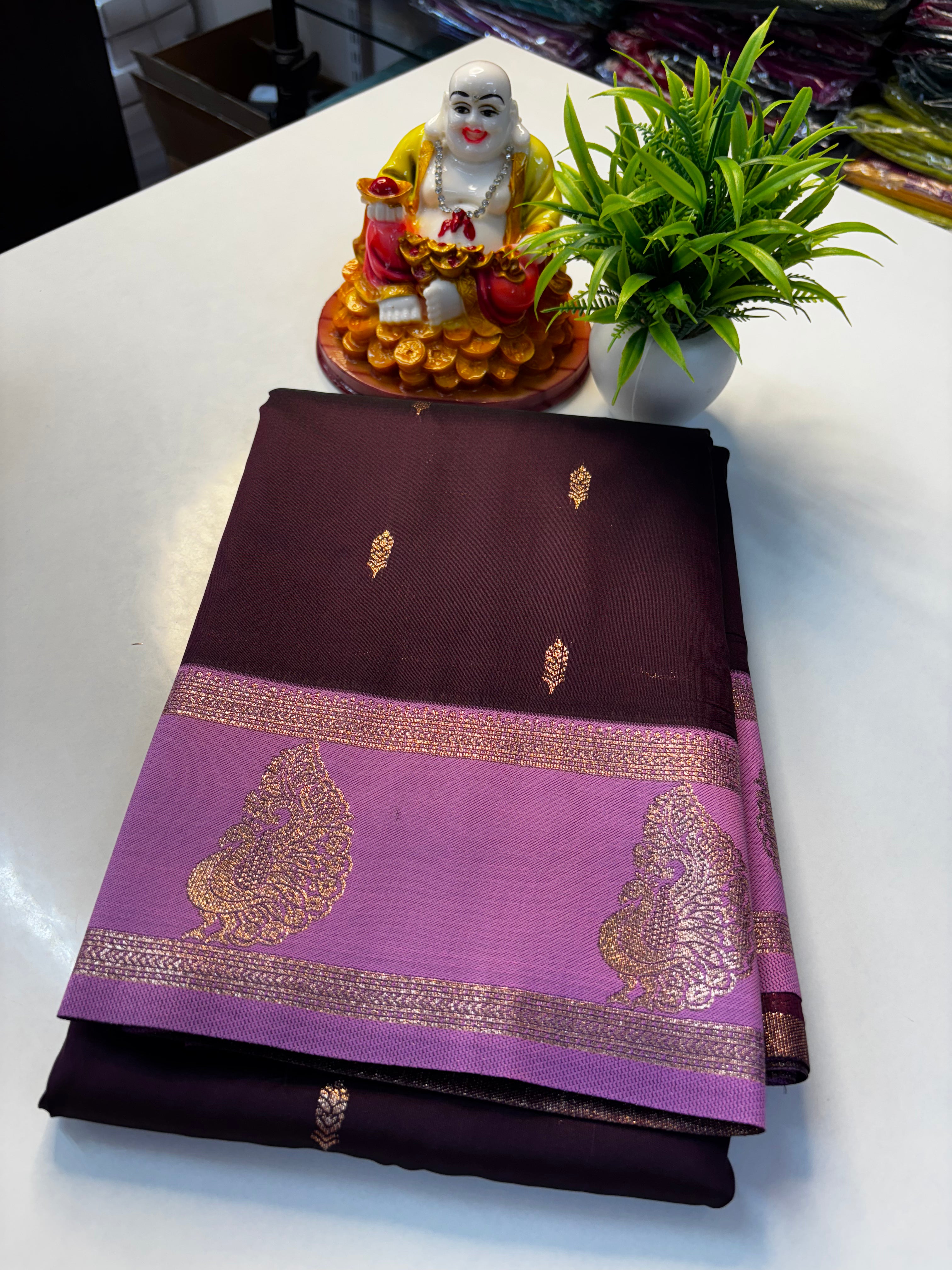 🦚 Premium Semi Silk Saree with Peacock Design & Rich Pallu