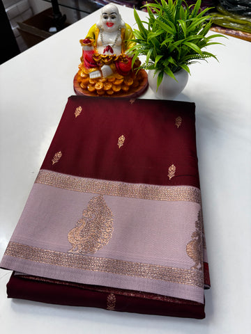 🦚 Premium Semi Silk Saree with Peacock Design & Rich Pallu