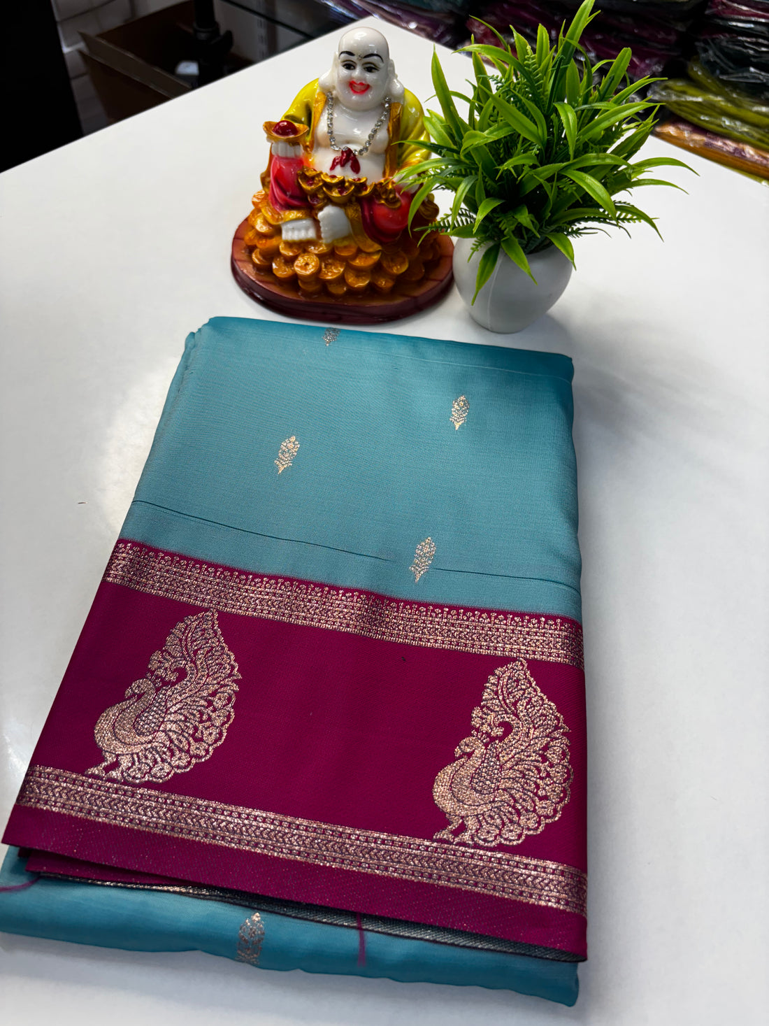 🦚 Premium Semi Silk Saree with Peacock Design & Rich Pallu