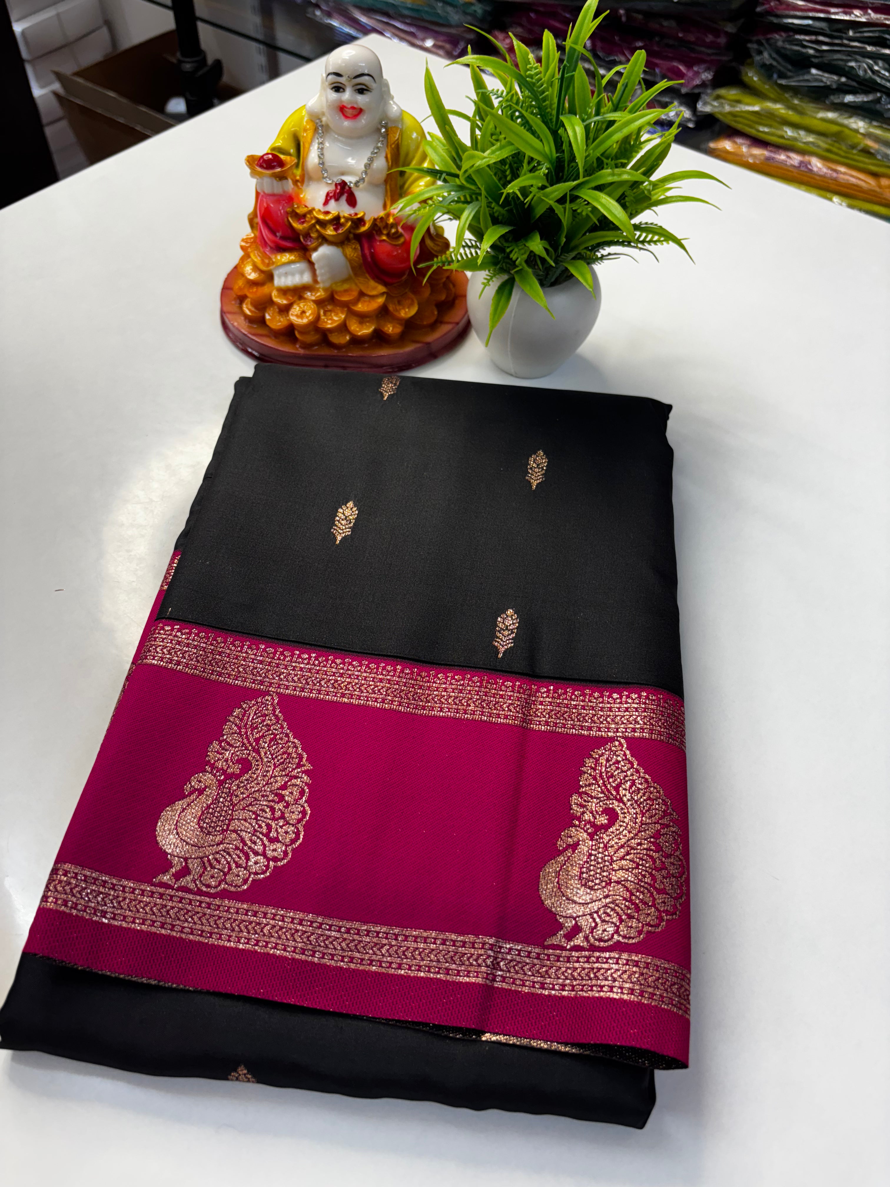 🦚 Premium Semi Silk Saree with Peacock Design & Rich Pallu