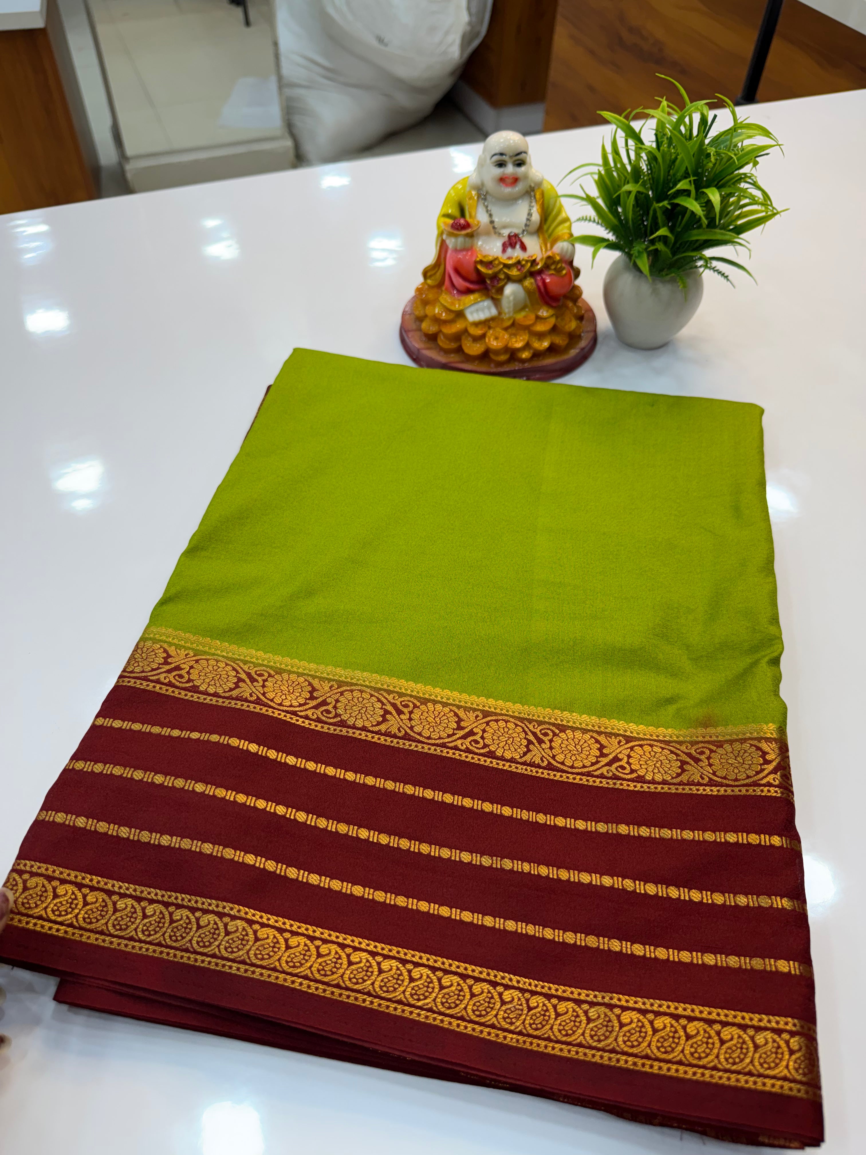 Mysore Crepe Silk Saree with Beautiful Border | Padmavathi Silks and Sarees