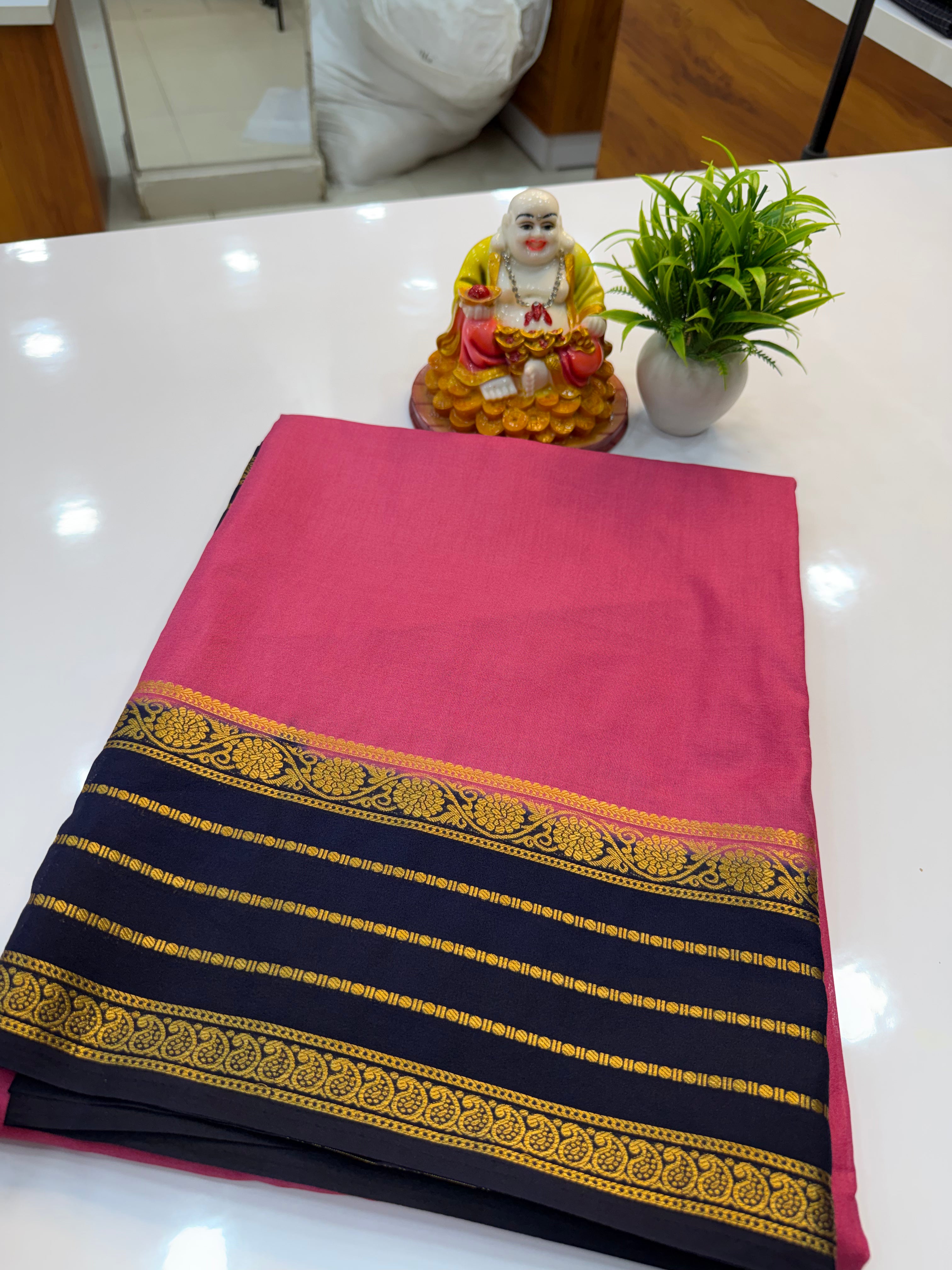 Mysore Crepe Silk Saree with Beautiful Border | Padmavathi Silks and Sarees