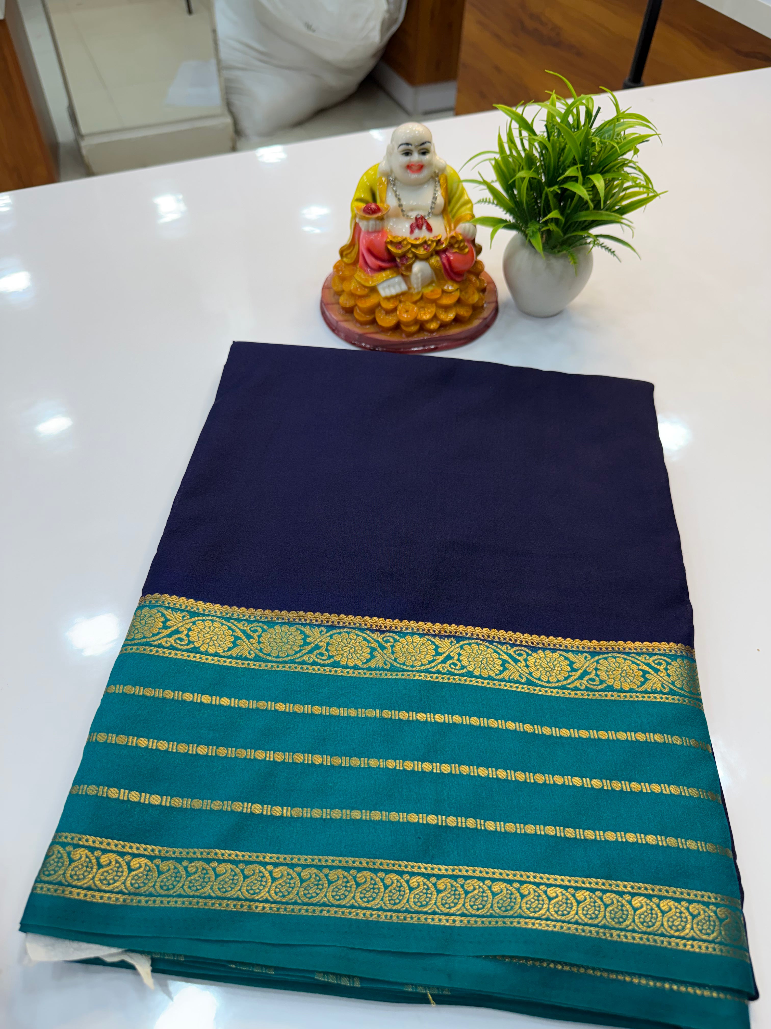 Mysore Crepe Silk Saree with Beautiful Border | Padmavathi Silks and Sarees