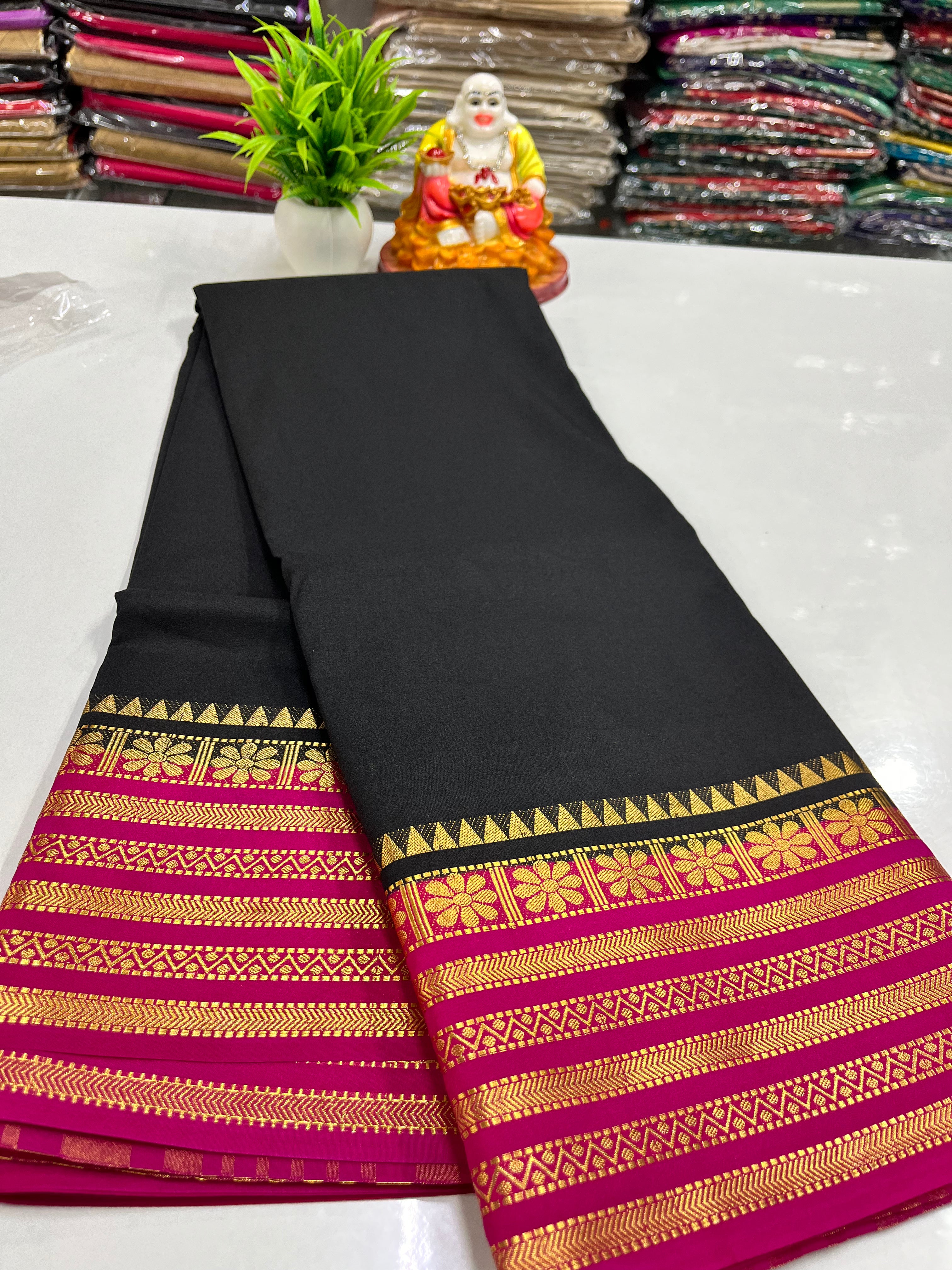 Elegant Semi Crepe Saree with Beautiful Flower Design – Padmavathi Silks and Sarees