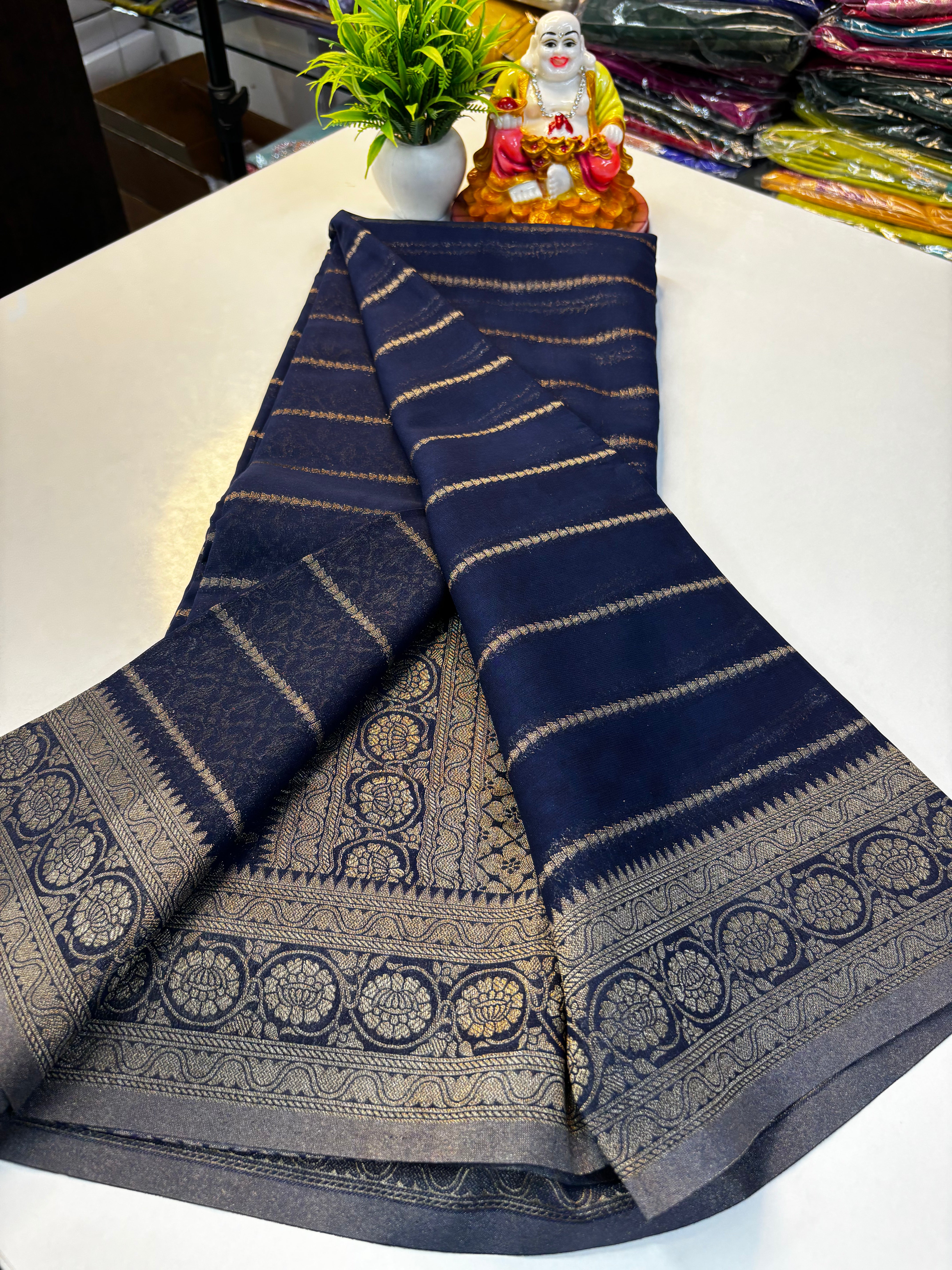 ✨ Beautiful Chiffon Saree with Rich Pallu & Brocade Blouse