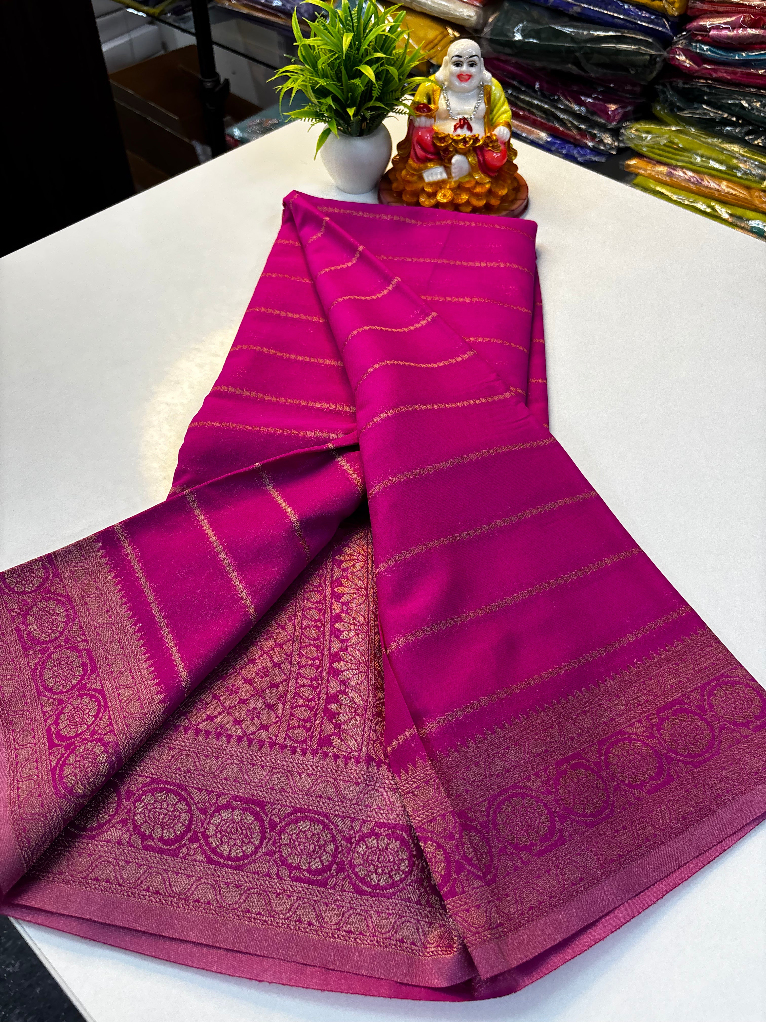 ✨ Beautiful Chiffon Saree with Rich Pallu & Brocade Blouse