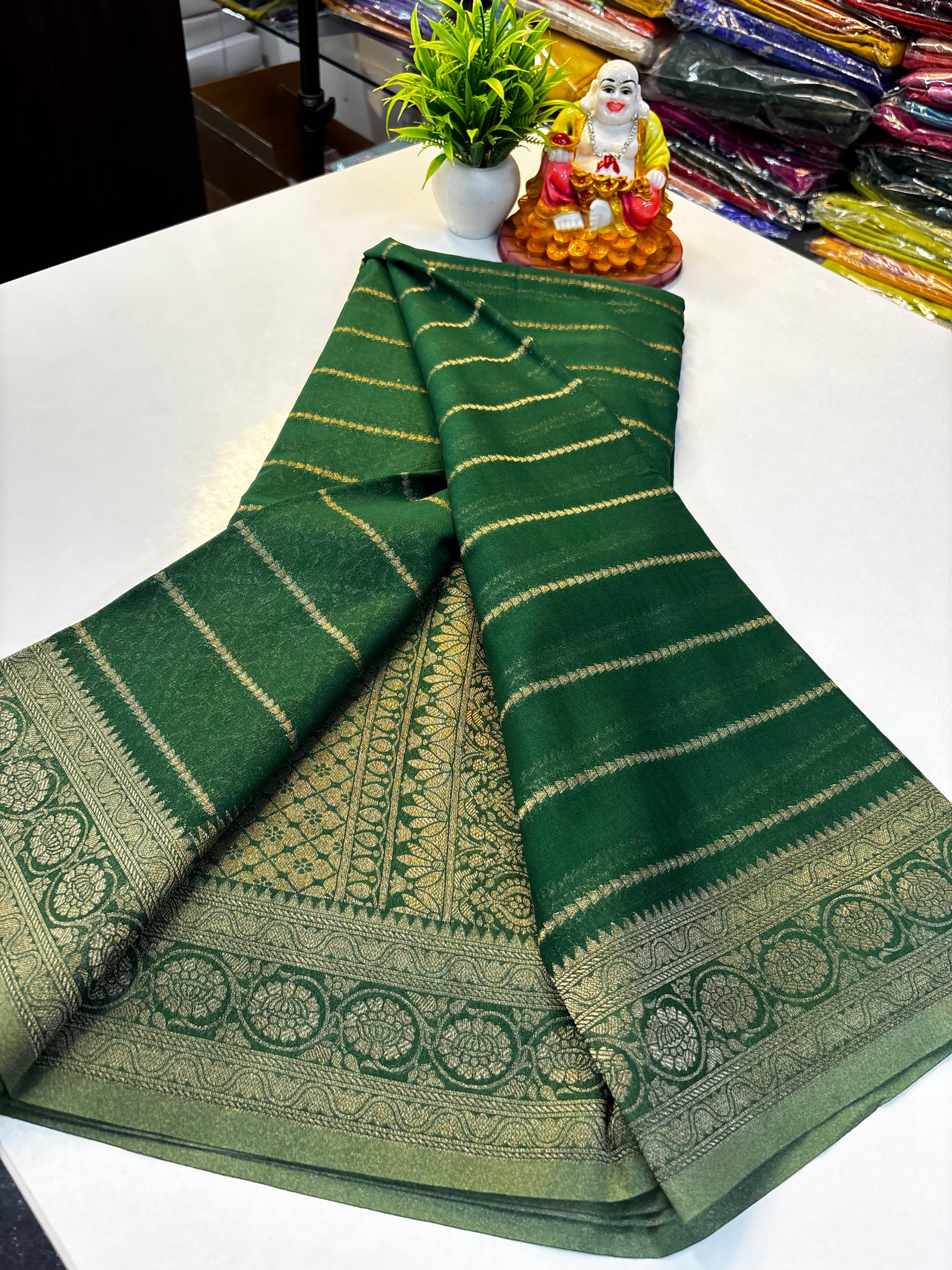 ✨ Beautiful Chiffon Saree with Rich Pallu & Brocade Blouse