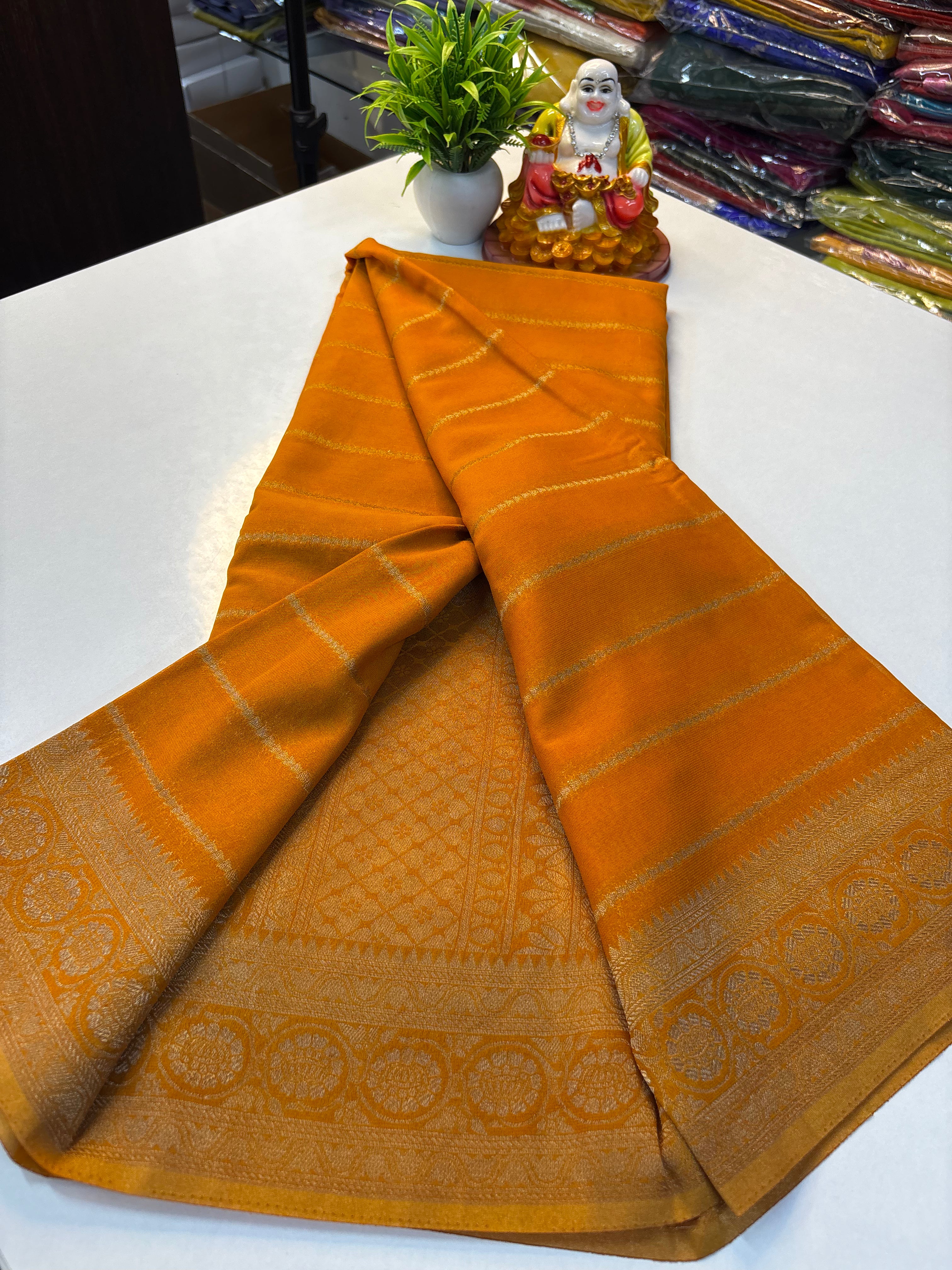 ✨ Beautiful Chiffon Saree with Rich Pallu & Brocade Blouse