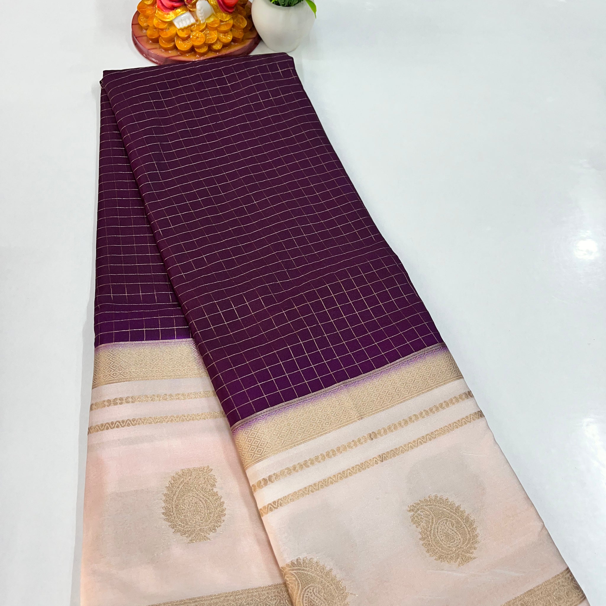 Premium Semi Crepe Saree with Small Checks Pattern ✨