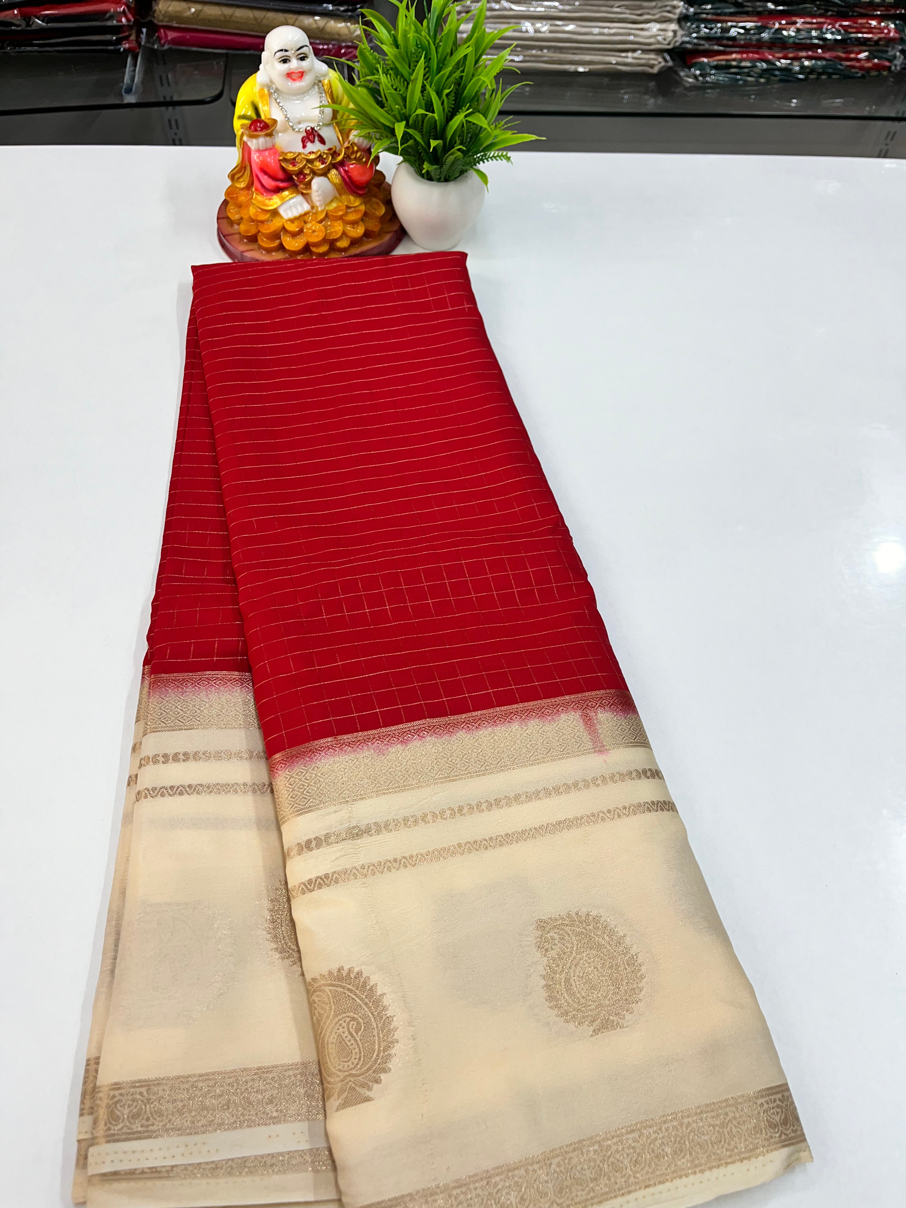 Premium Semi Crepe Saree with Small Checks Pattern ✨