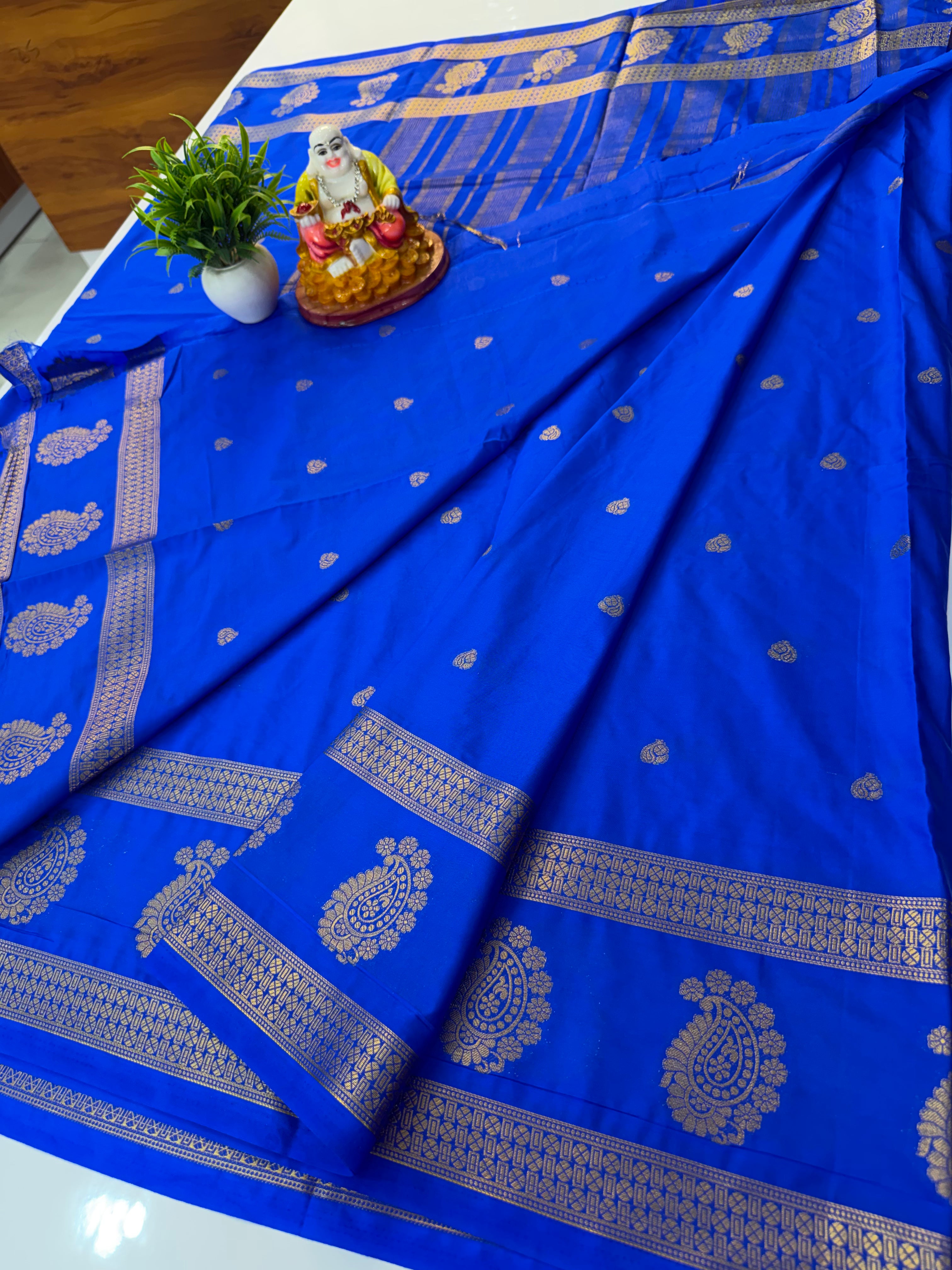 Premium Mysore Crepe Silk Saree with Buttas & Mango Border