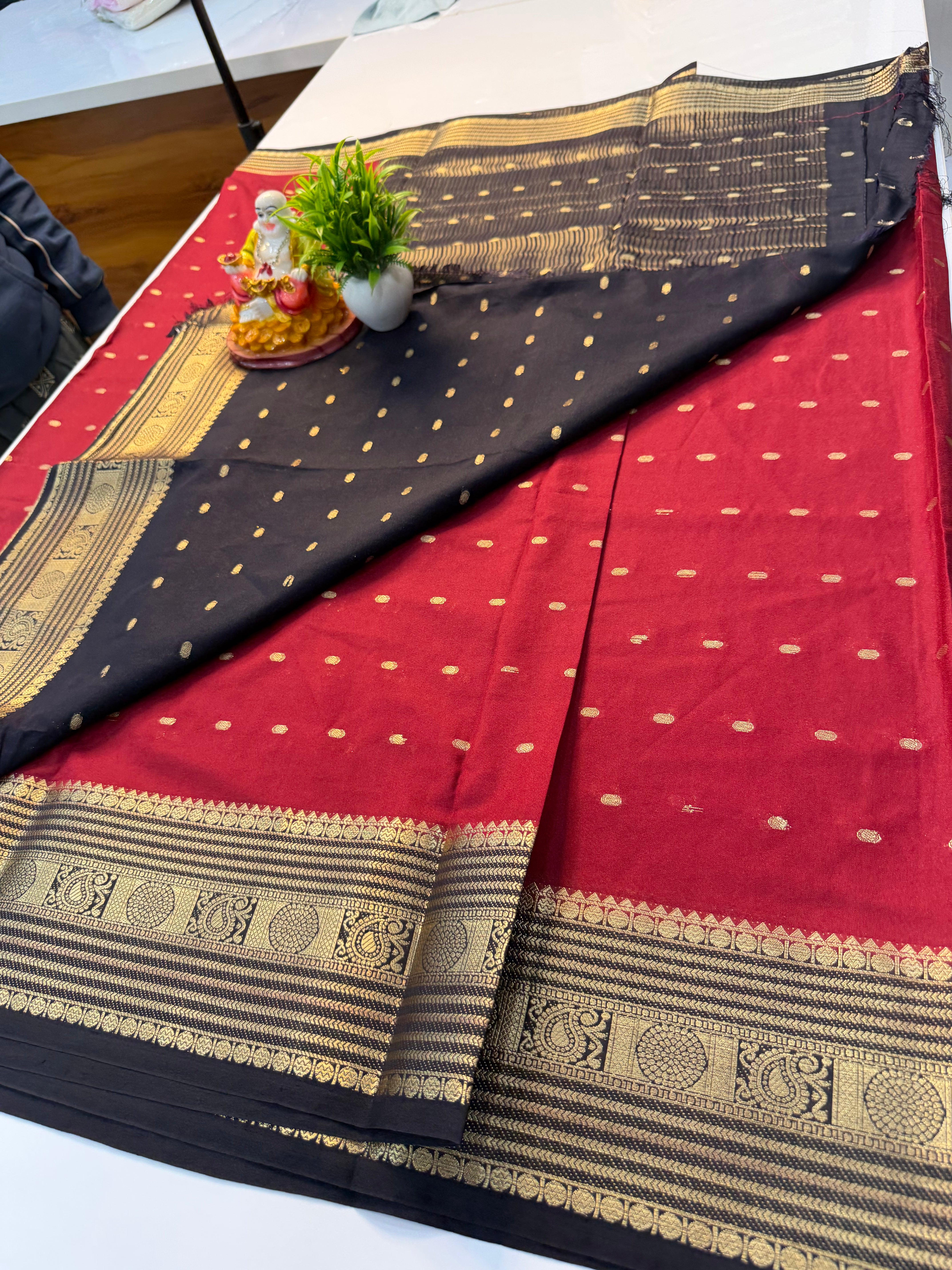 Mysore Crepe Silk Saree with Elegant Buttas & Rich Pallu