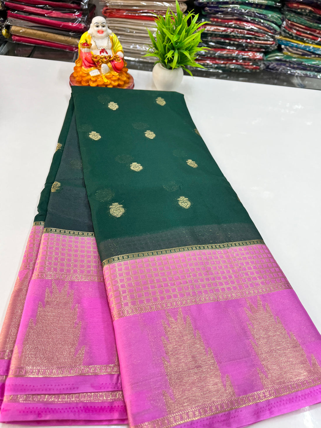 Beautiful Chiffon Saree with Temple Border and Contrast Blouse