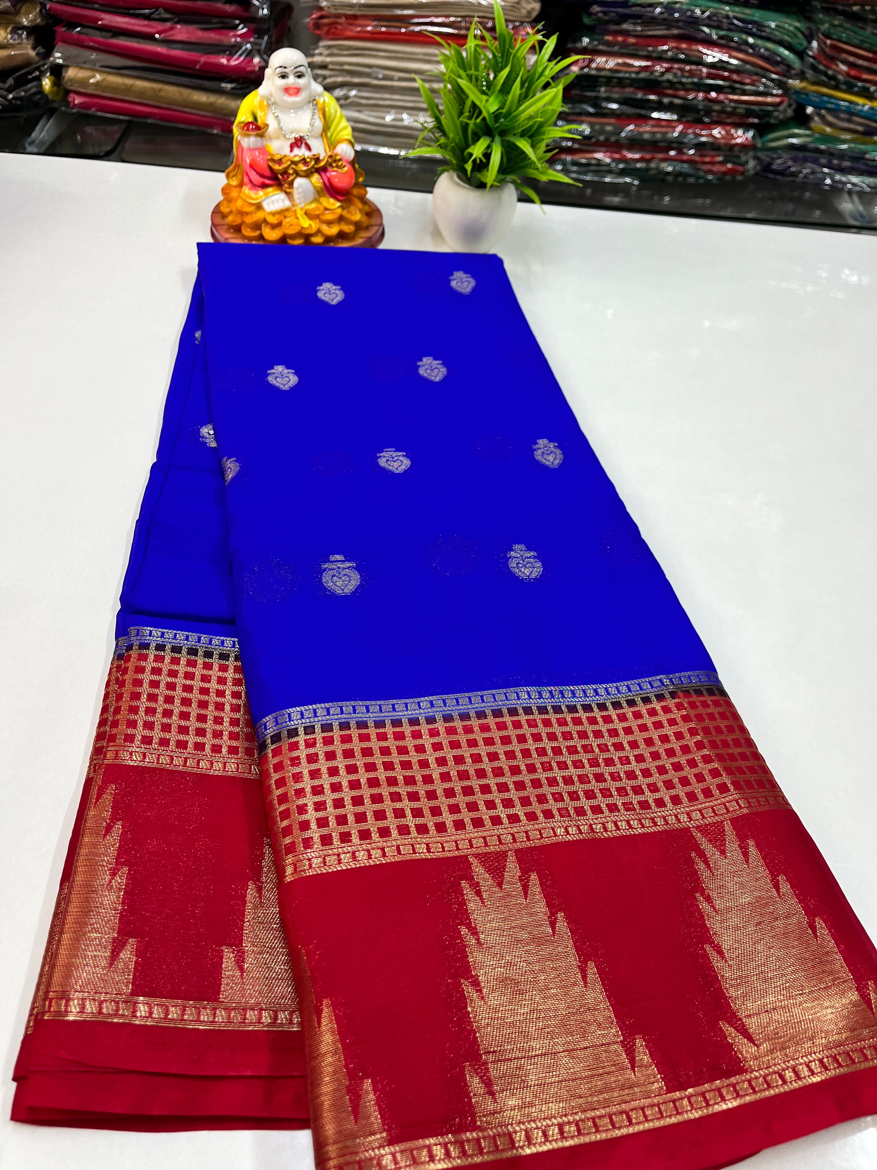 Beautiful Chiffon Saree with Temple Border and Contrast Blouse