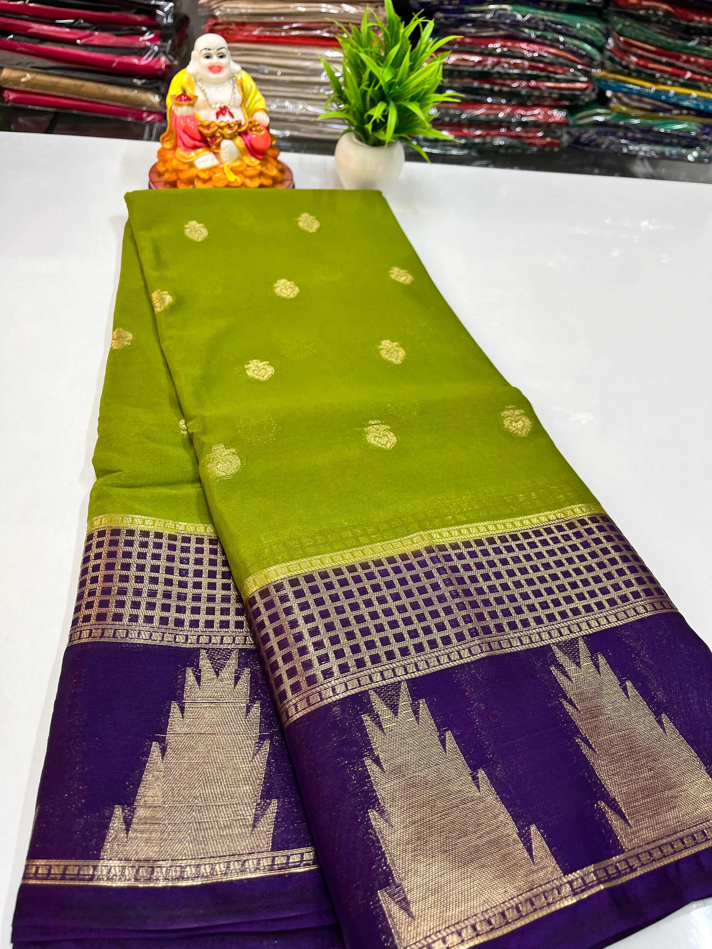 Beautiful Chiffon Saree with Temple Border and Contrast Blouse