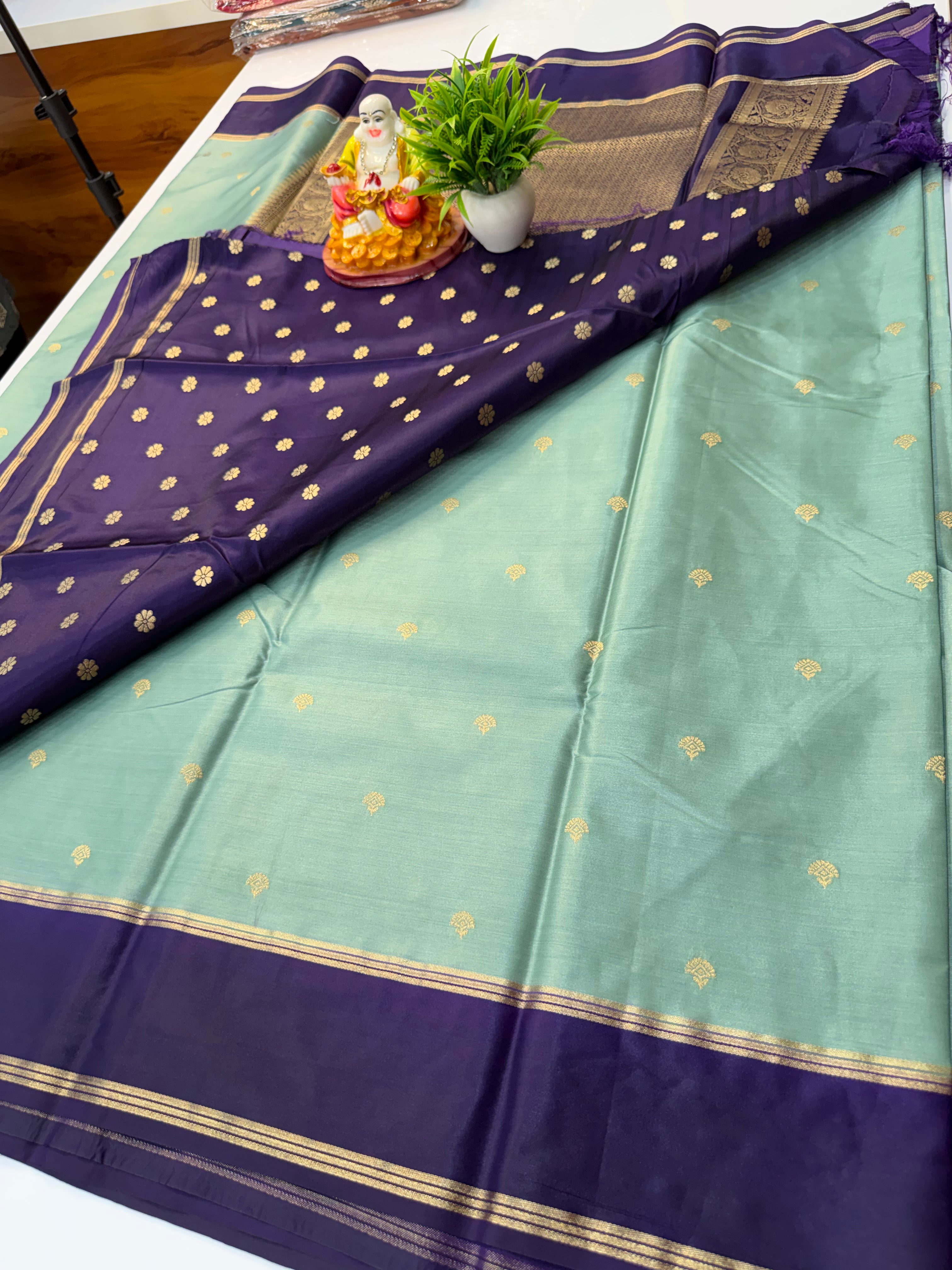 Premium Gajji Silk Saree with Buttas & Bentex Border with Rich Pallu
