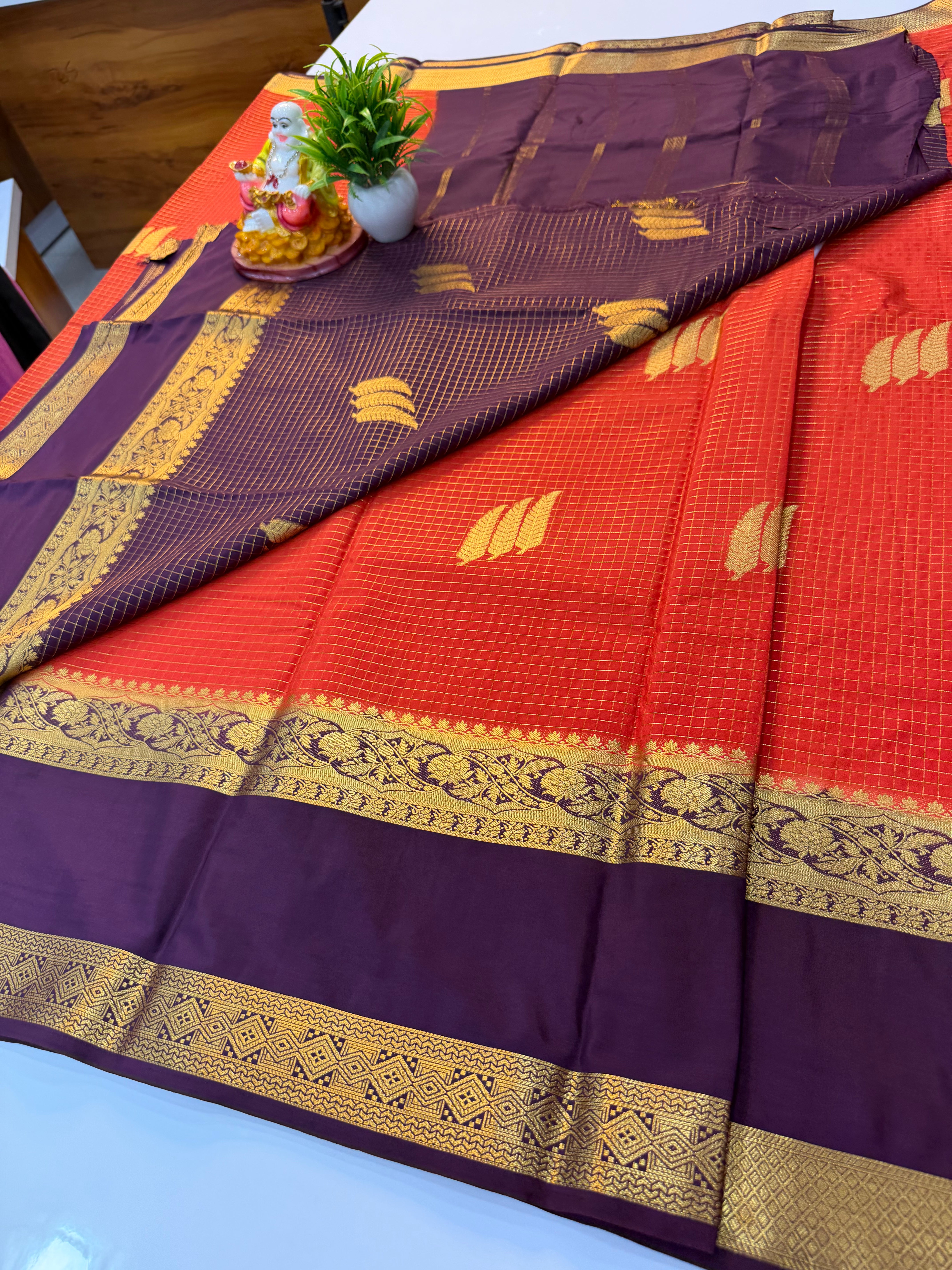 Premium Mysore Crepe Silk Saree with Checks Pattern & Bentex Border | Padmavathi Silks and Sarees