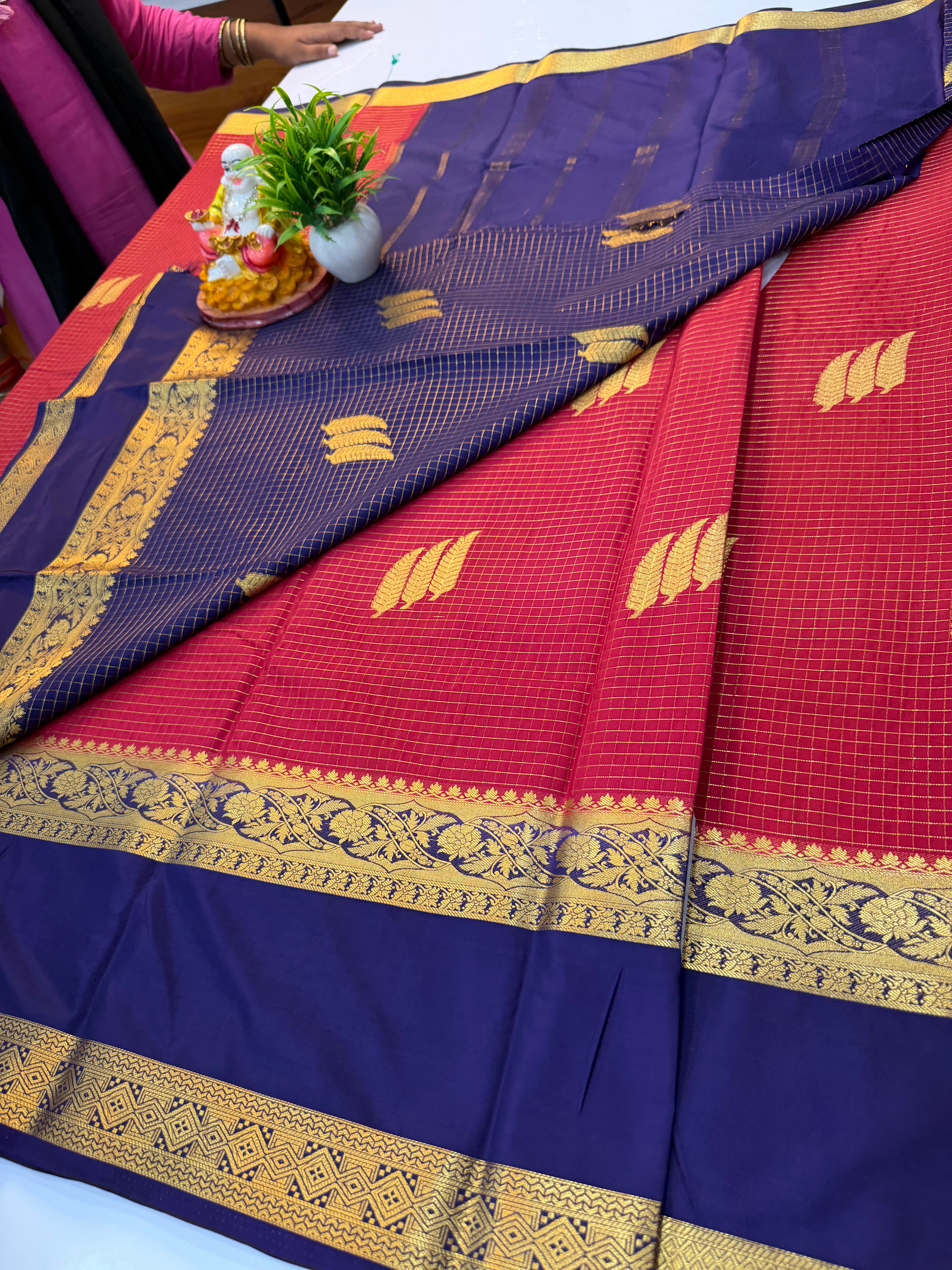 Premium Mysore Crepe Silk Saree with Checks Pattern & Bentex Border | Padmavathi Silks and Sarees