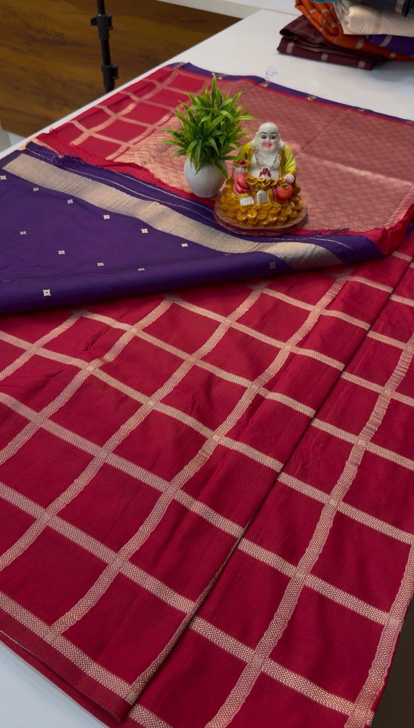 Premium Viscose Mix Semi Silk Saree with Checks Pattern & Contrast Blouse