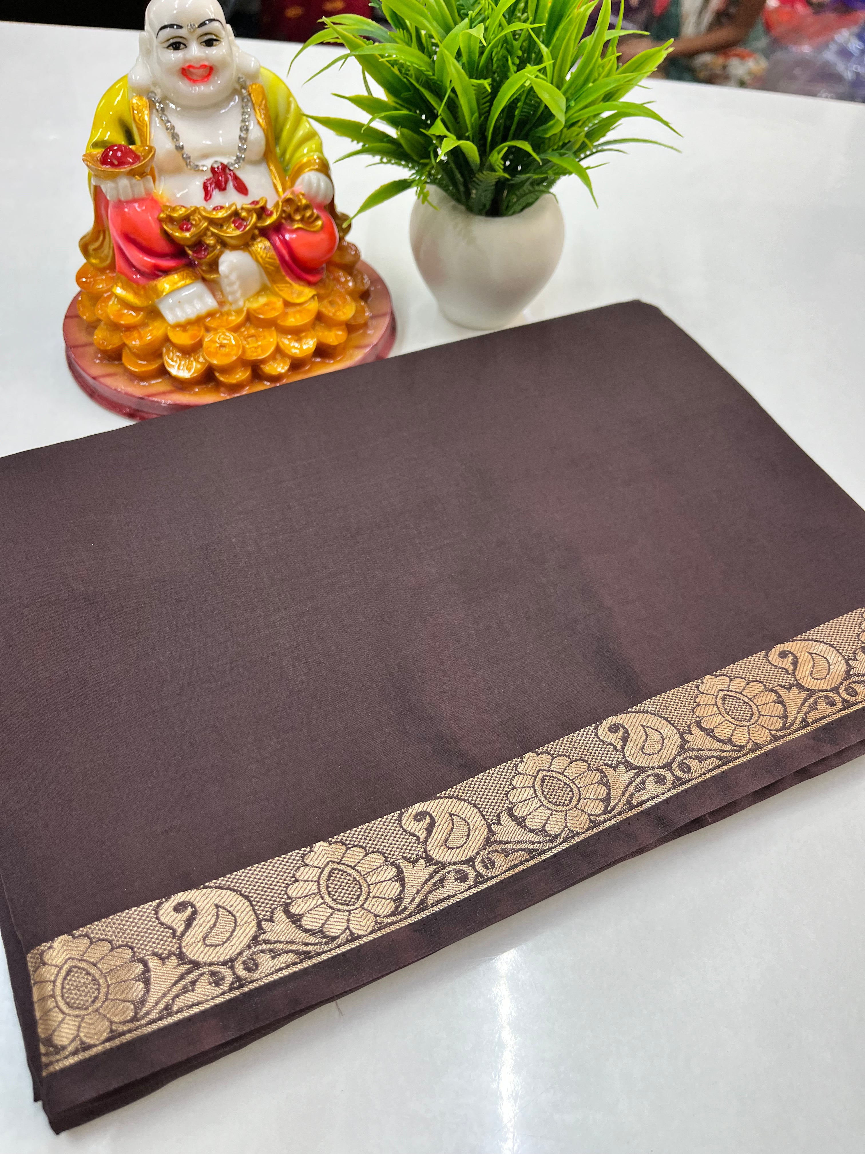 Crape Mysore Silk Saree with Beautiful Small Mango Border – Padmavathi Silks & Sarees
