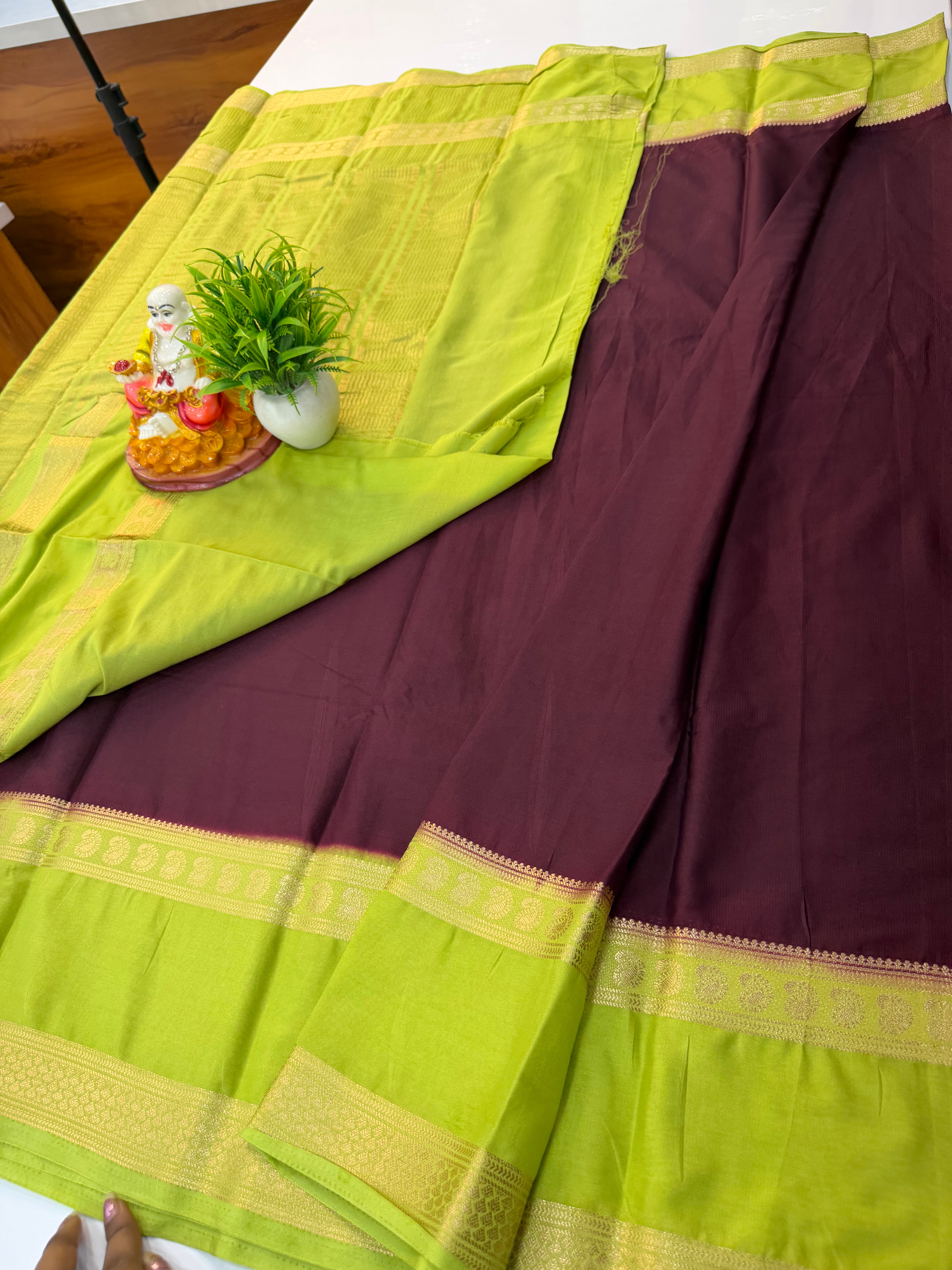 Mysore Crepe Silk Saree with Mango Bentex Border