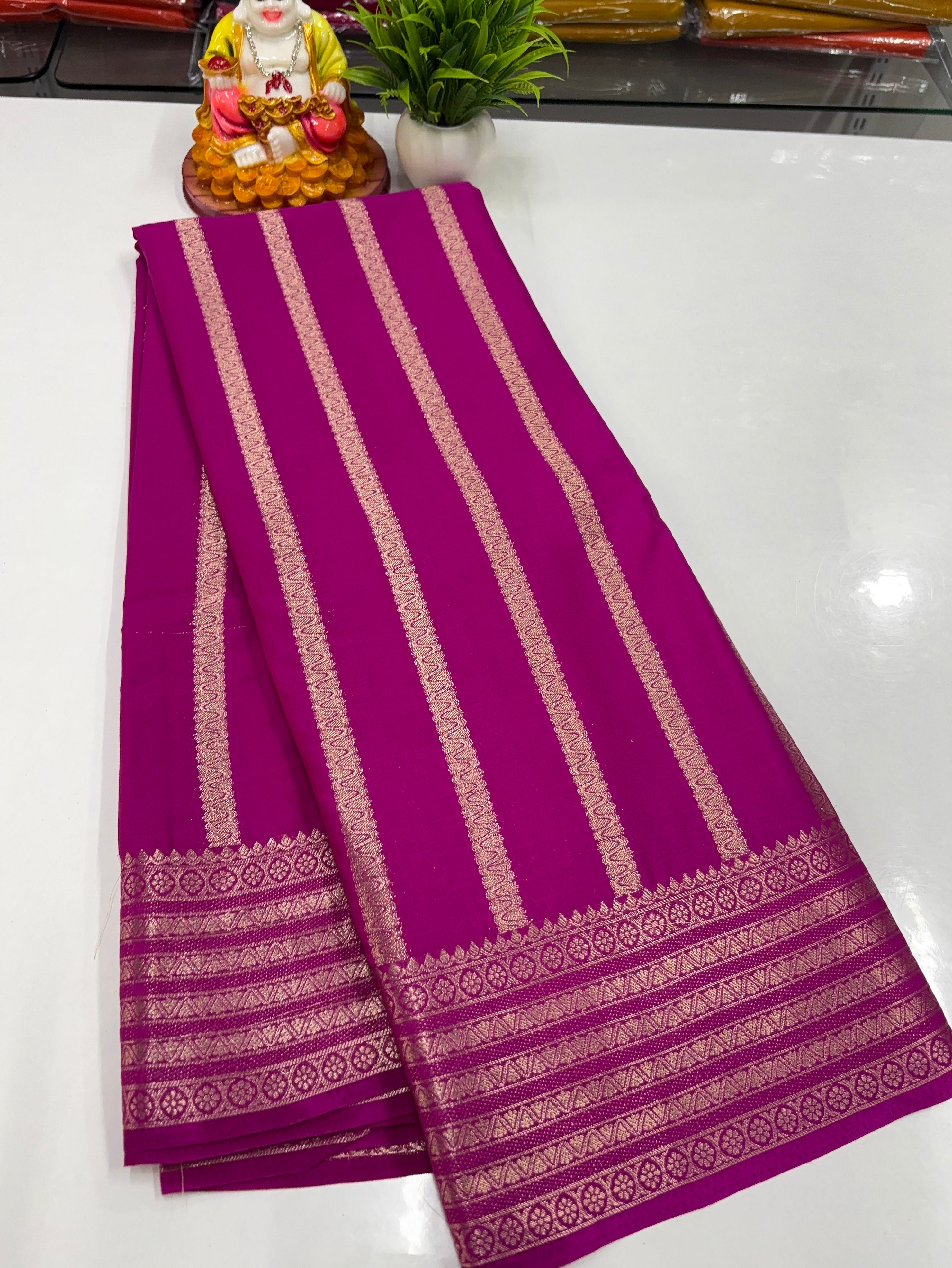Mysore Crepe Silk Saree – Elegant Stripes & Rich Pallu ✨