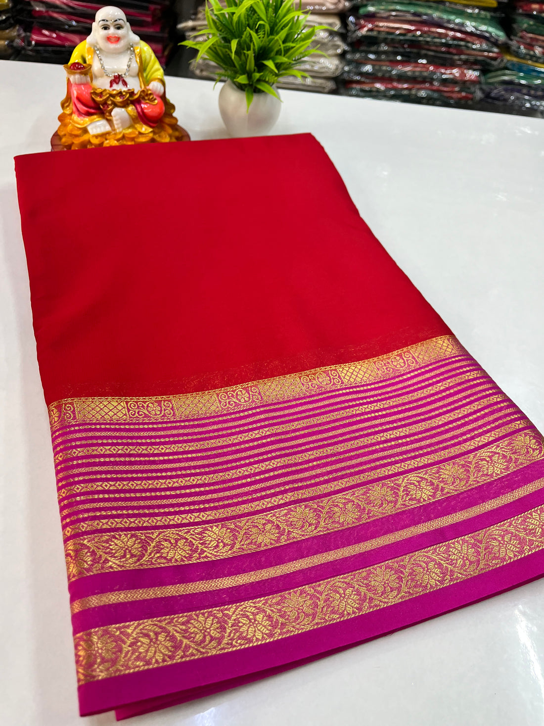 Mysore Crepe Silk Saree with Beautiful Contrast Border & Blouse – Padmavathi Silks and Sarees