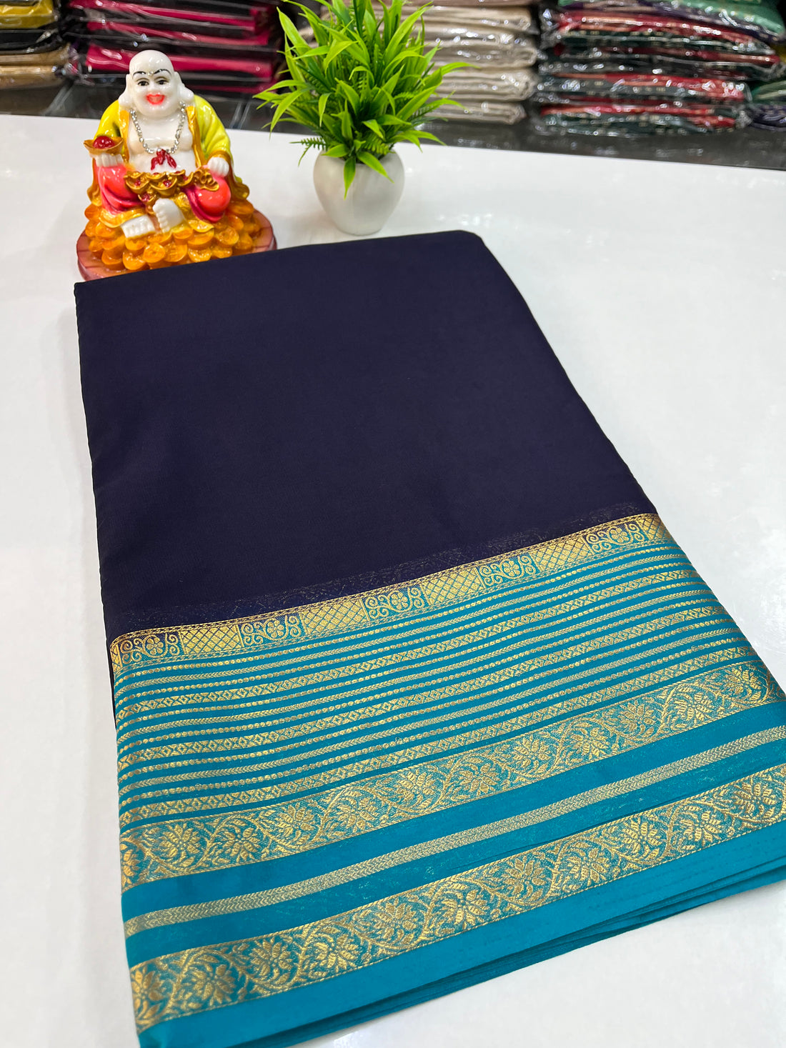 Mysore Crepe Silk Saree with Contrast Border & Rich Pallu