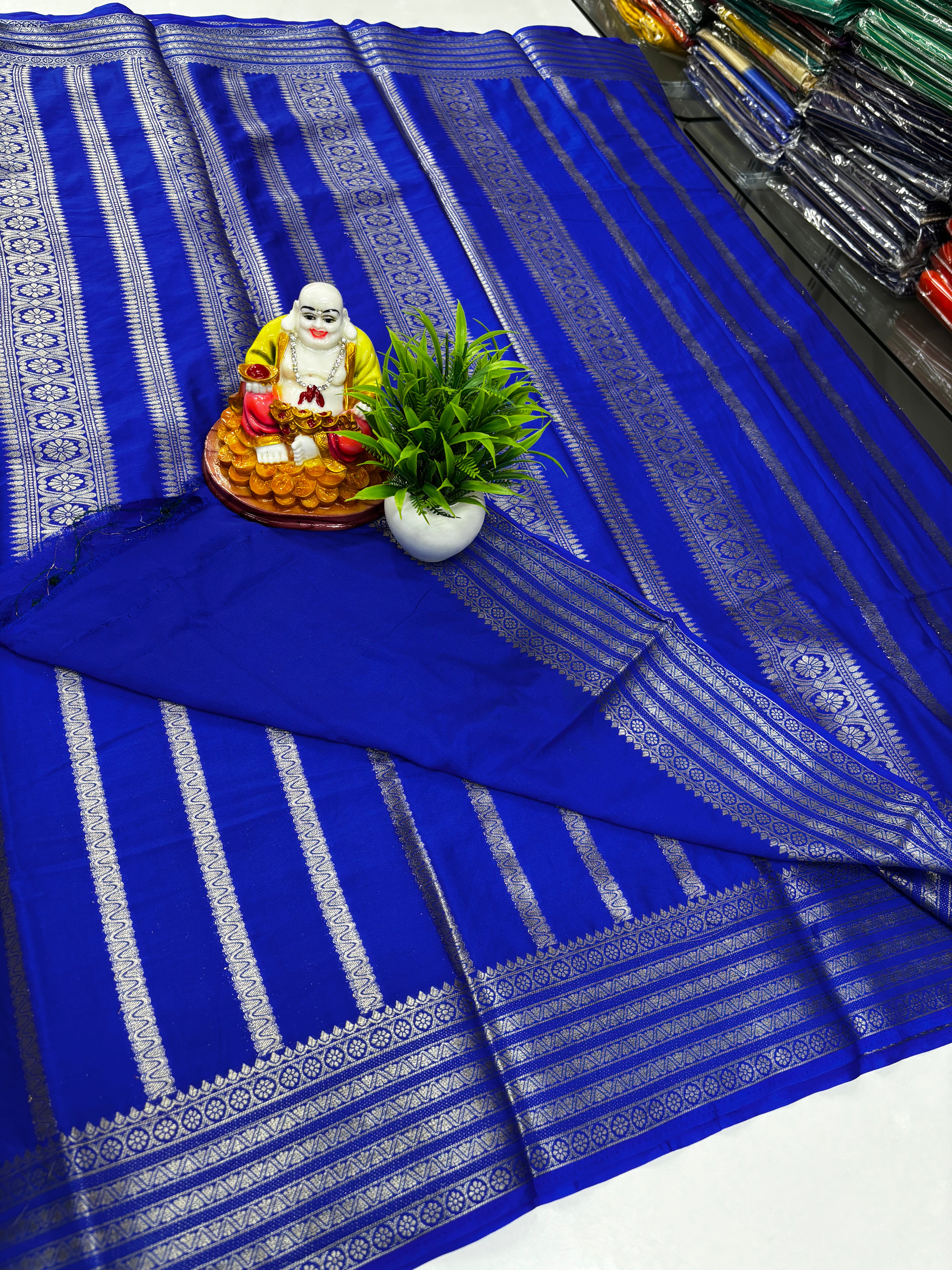 Mysore Crepe Silk Saree – Elegant Stripes & Rich Pallu ✨