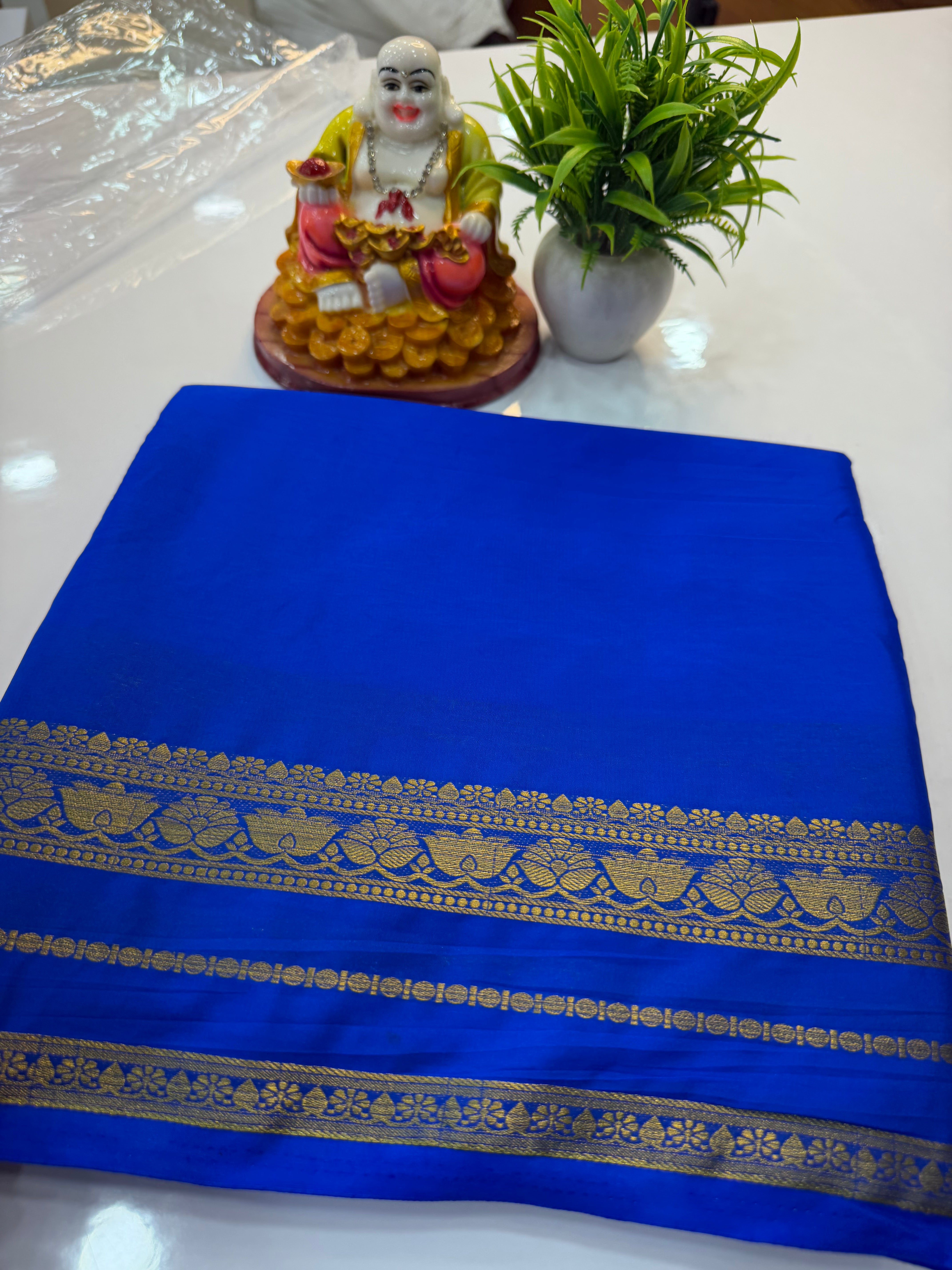 Beautiful Lotus Border Saree with Chit Pallu | Padmavathi Silks and Sarees