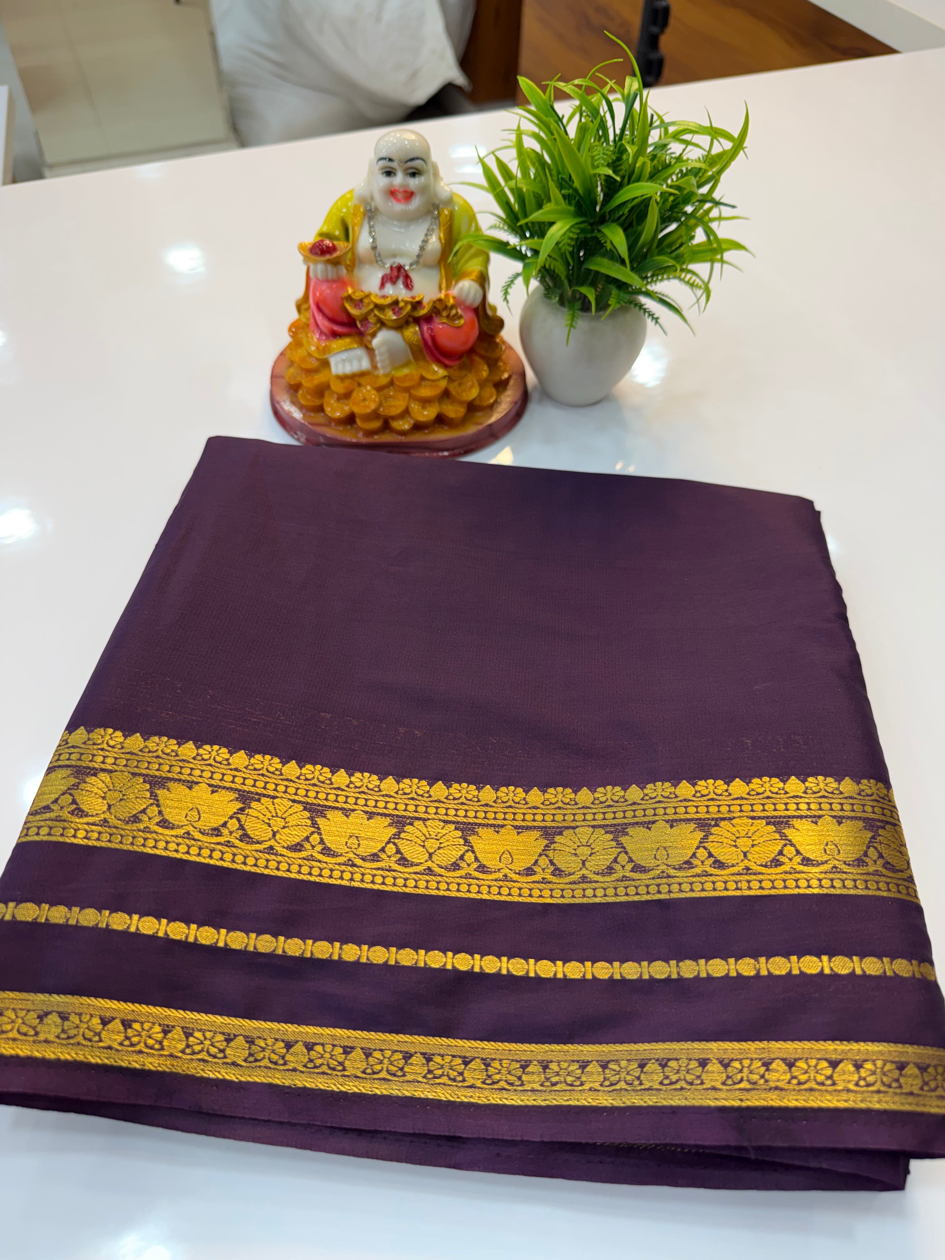 Beautiful Lotus Border Saree with Chit Pallu | Padmavathi Silks and Sarees
